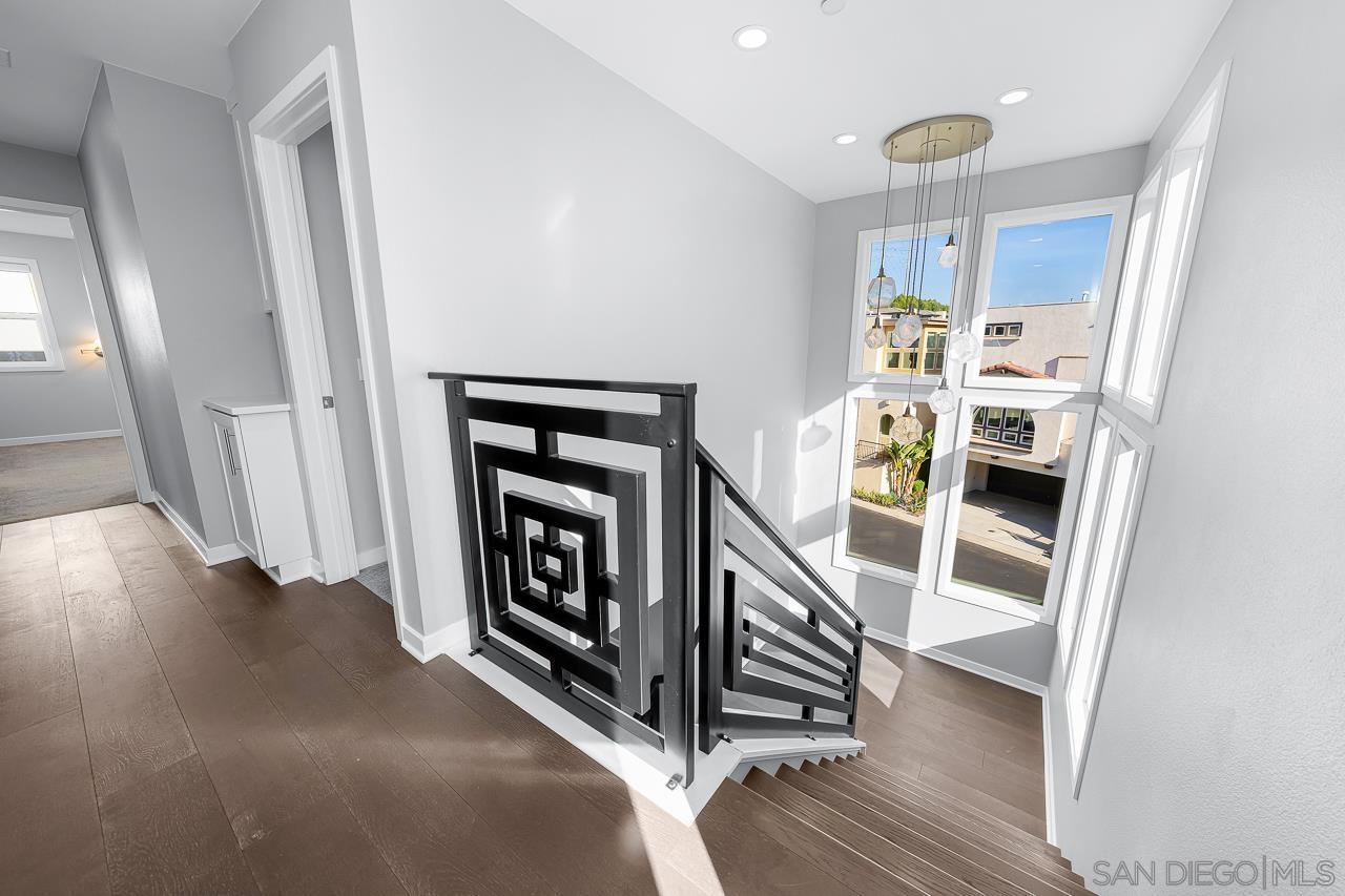 Detail Gallery Image 24 of 68 For 8352  Ridge Ct, San Diego,  CA 92108 - 4 Beds | 3/1 Baths