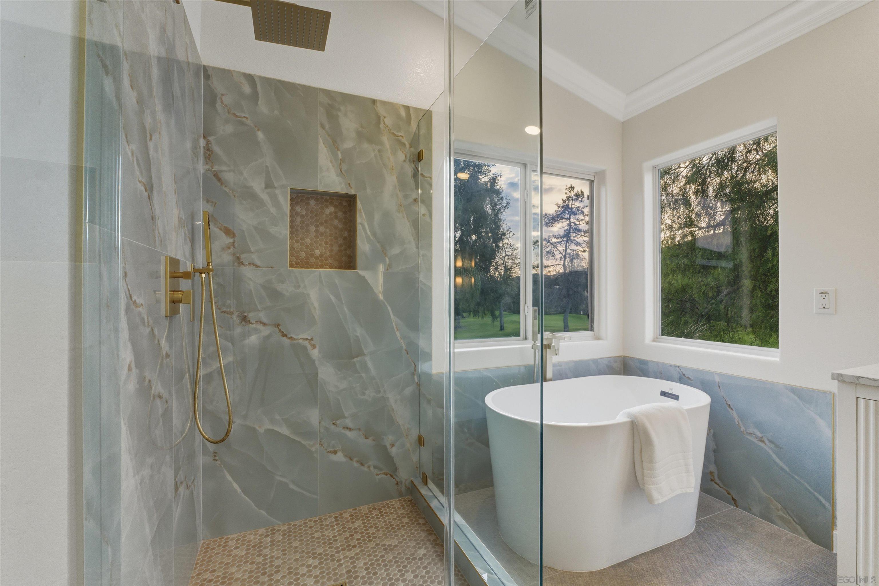 Detail Gallery Image 21 of 43 For 564  Golf Glen Dr, San Marcos,  CA 92069 - 5 Beds | 3 Baths