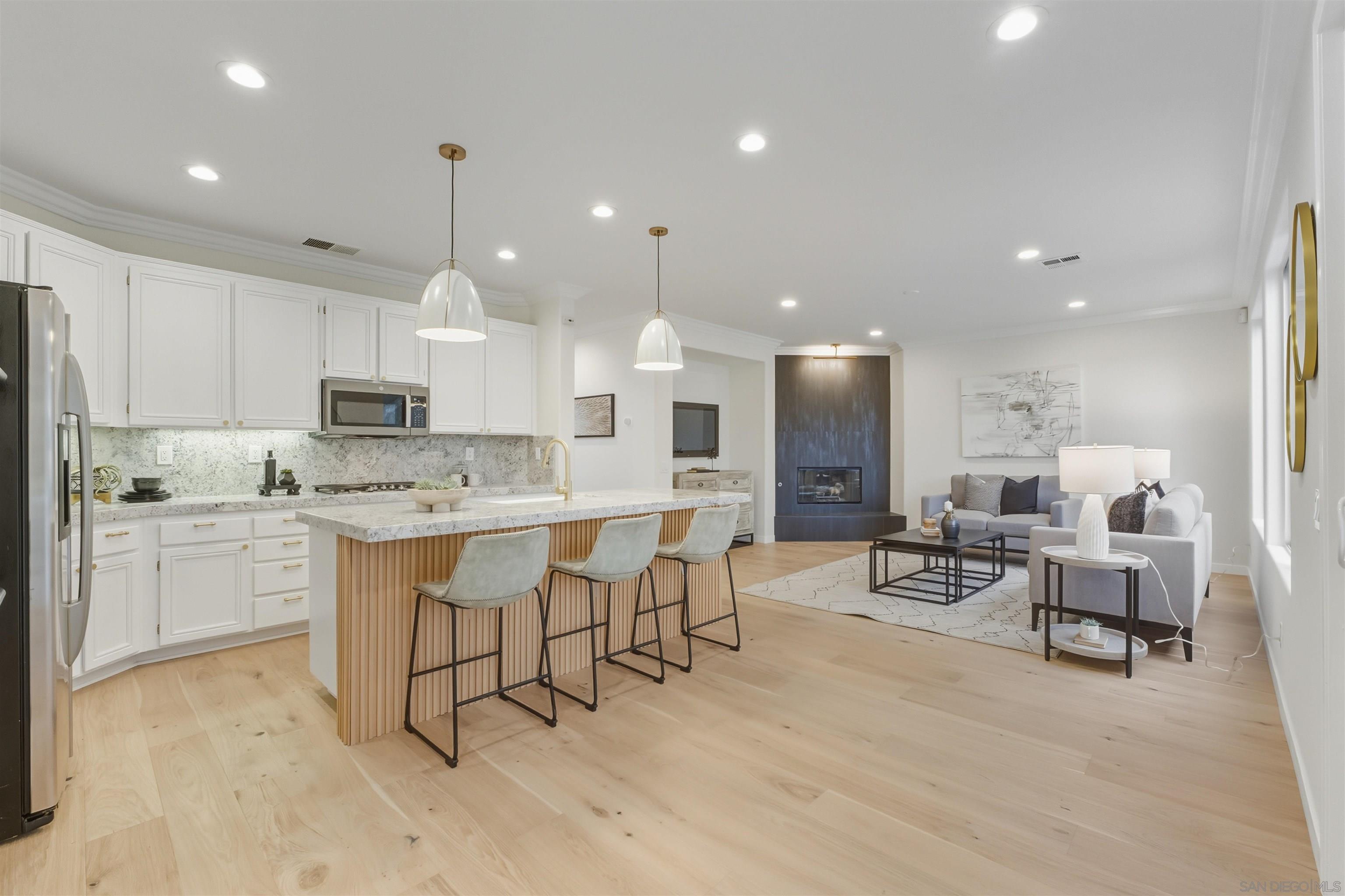 Detail Gallery Image 8 of 43 For 564  Golf Glen Dr, San Marcos,  CA 92069 - 5 Beds | 3 Baths