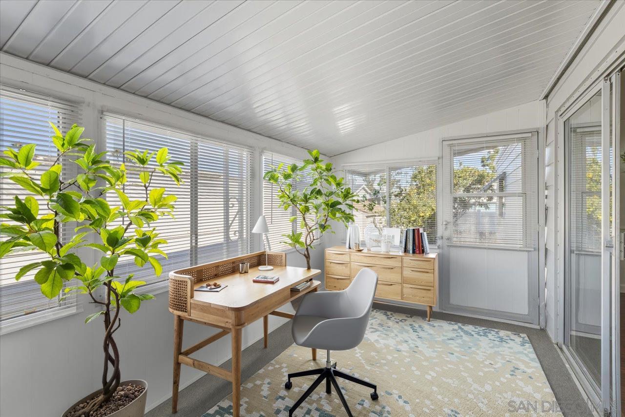 Detail Gallery Image 9 of 43 For 7228  San Benito Street  #351,  Carlsbad,  CA 92011 - 2 Beds | 2 Baths