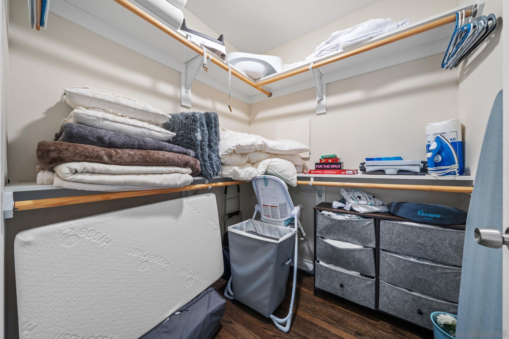 Detail Gallery Image 26 of 44 For 1067  Oliver Ave, San Diego,  CA 92109 - 2 Beds | 2 Baths