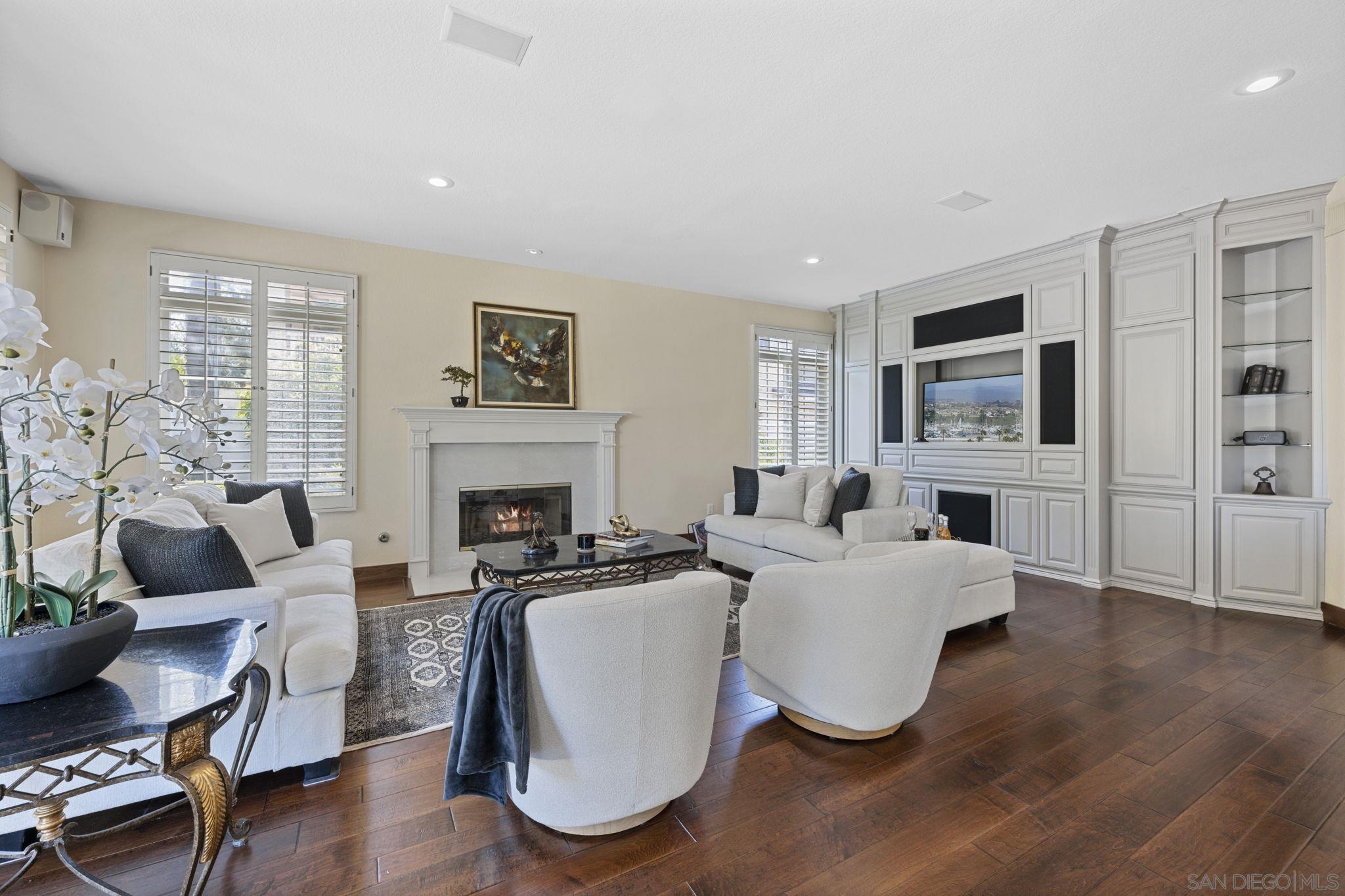 Detail Gallery Image 13 of 61 For Acero, Chula Vista,  CA 91910 - 5 Beds | 4/1 Baths