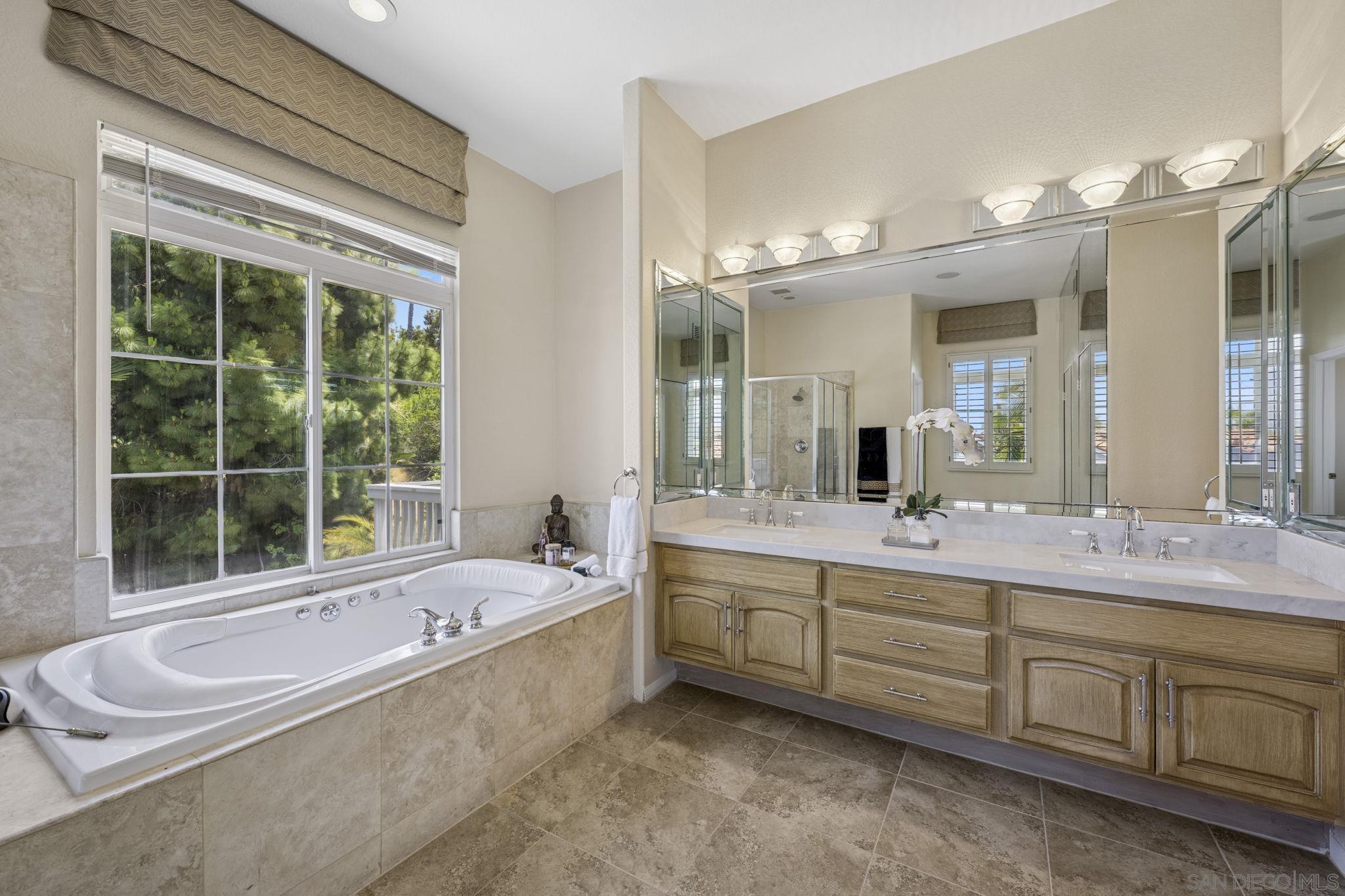Detail Gallery Image 30 of 61 For Acero, Chula Vista,  CA 91910 - 5 Beds | 4/1 Baths