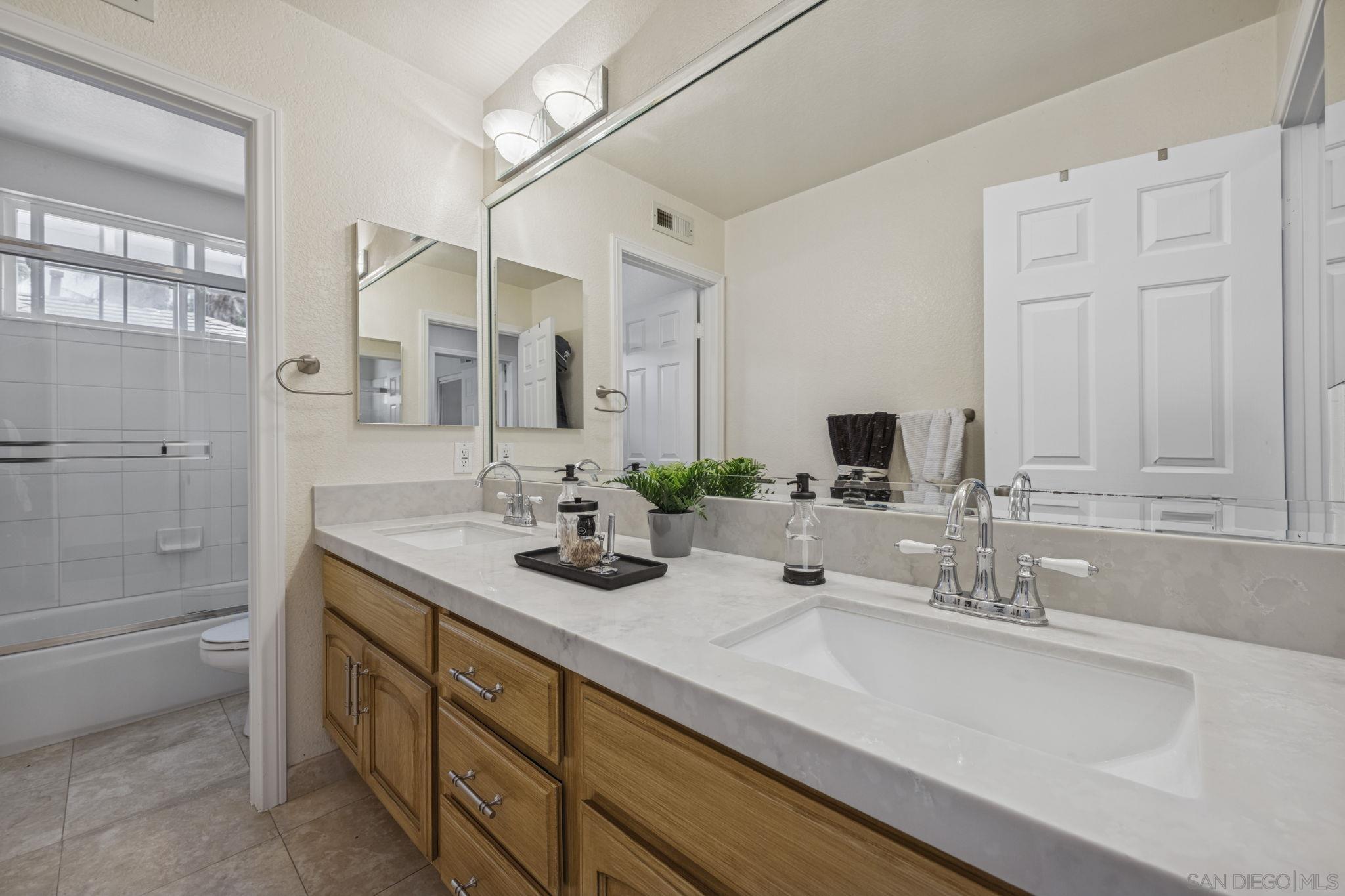 Detail Gallery Image 39 of 61 For Acero, Chula Vista,  CA 91910 - 5 Beds | 4/1 Baths