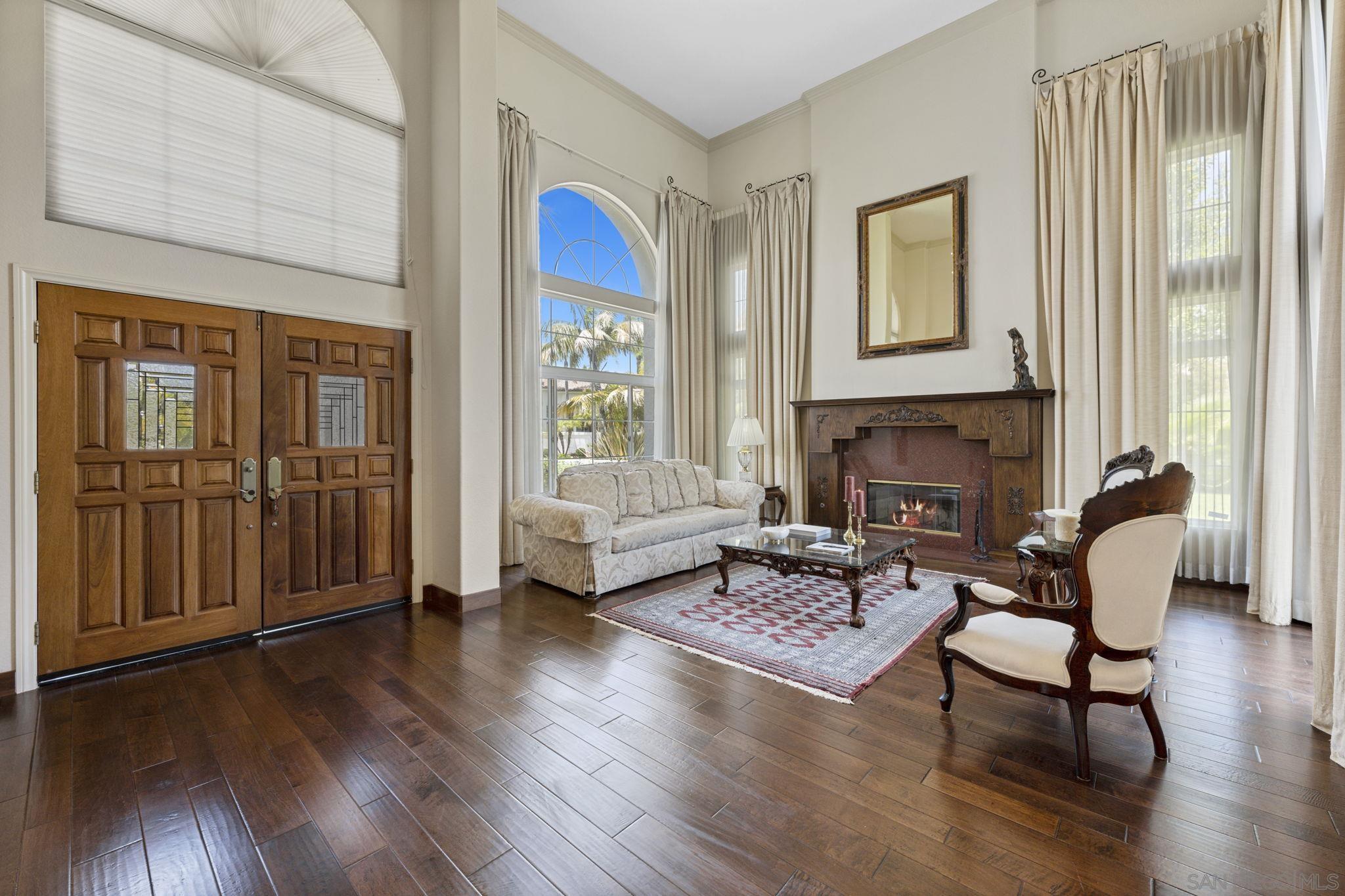 Detail Gallery Image 9 of 61 For Acero, Chula Vista,  CA 91910 - 5 Beds | 4/1 Baths