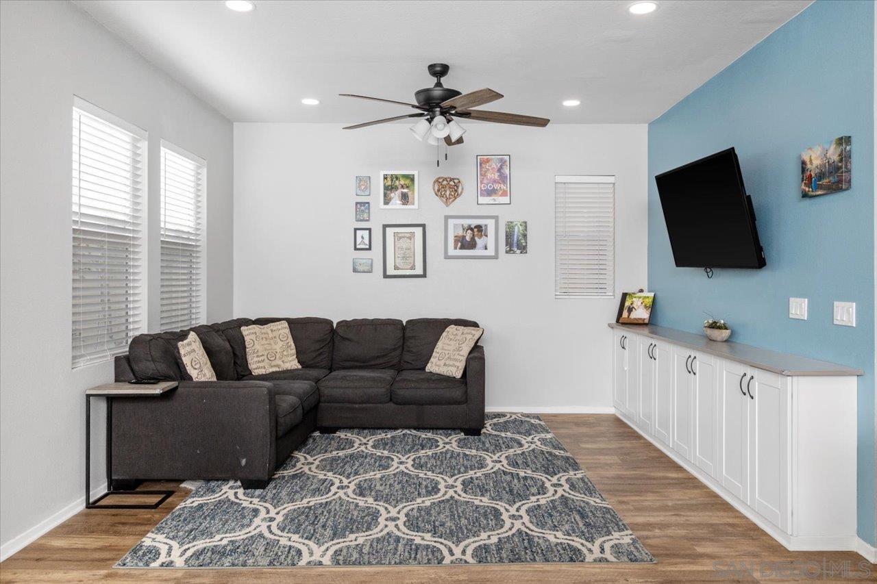 Detail Gallery Image 6 of 25 For 13642  Gray Hawk Way, Valley Center,  CA 92082 - 4 Beds | 3 Baths