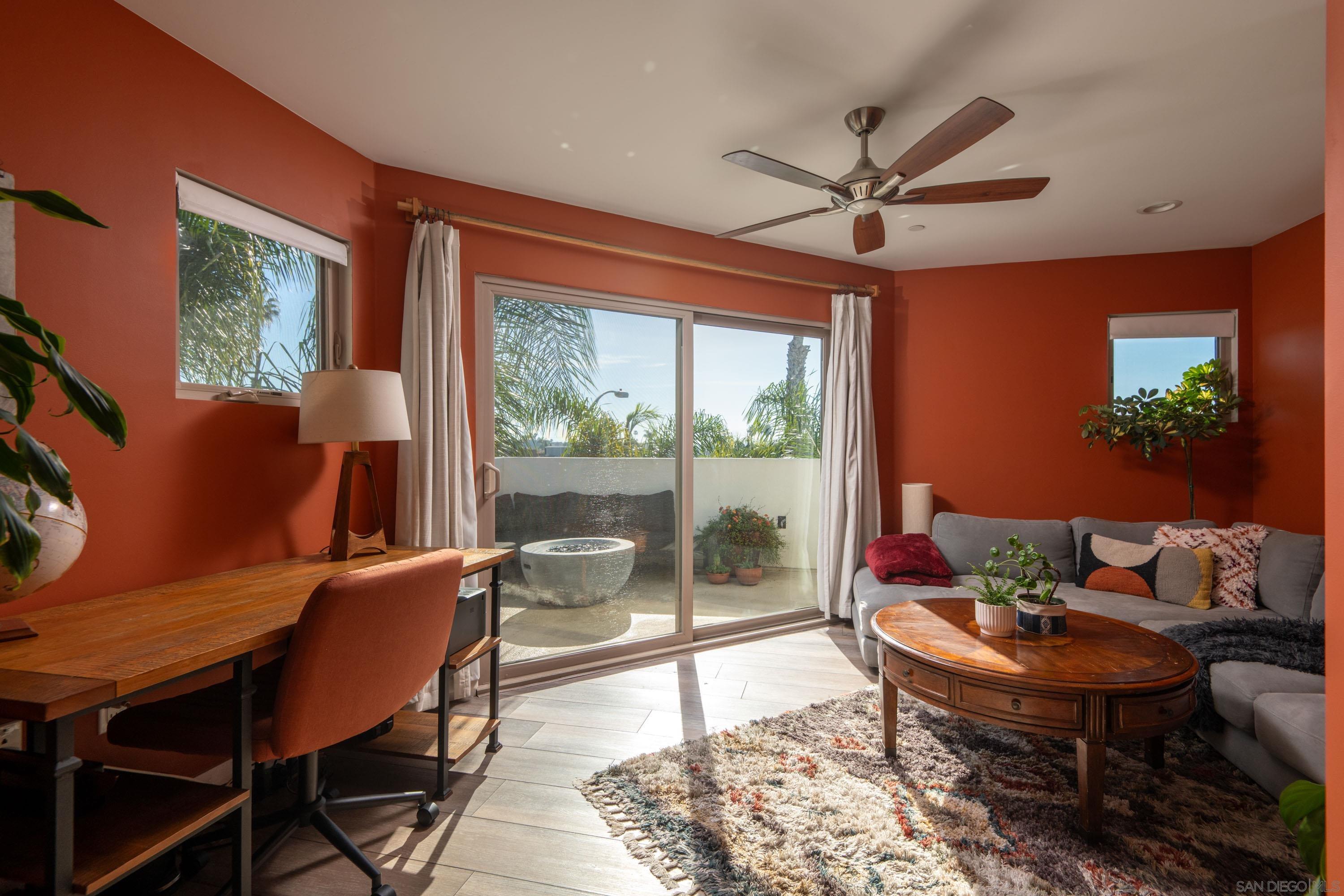 Detail Gallery Image 10 of 29 For 4410  Gresham St, San Diego,  CA 92109 - 3 Beds | 2/1 Baths