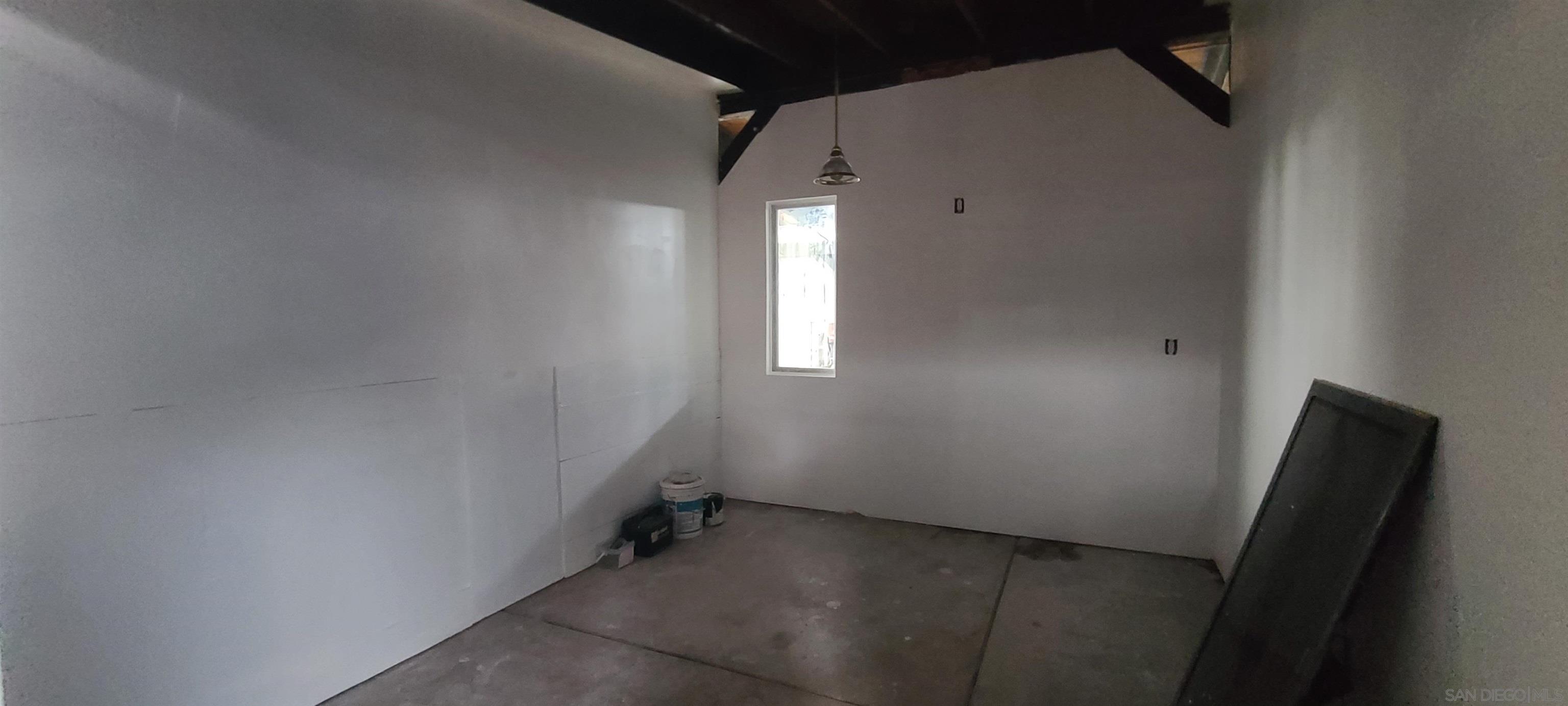 Detail Gallery Image 12 of 15 For 3667  Imperial, San Diego,  CA 92113 - – Beds | – Baths