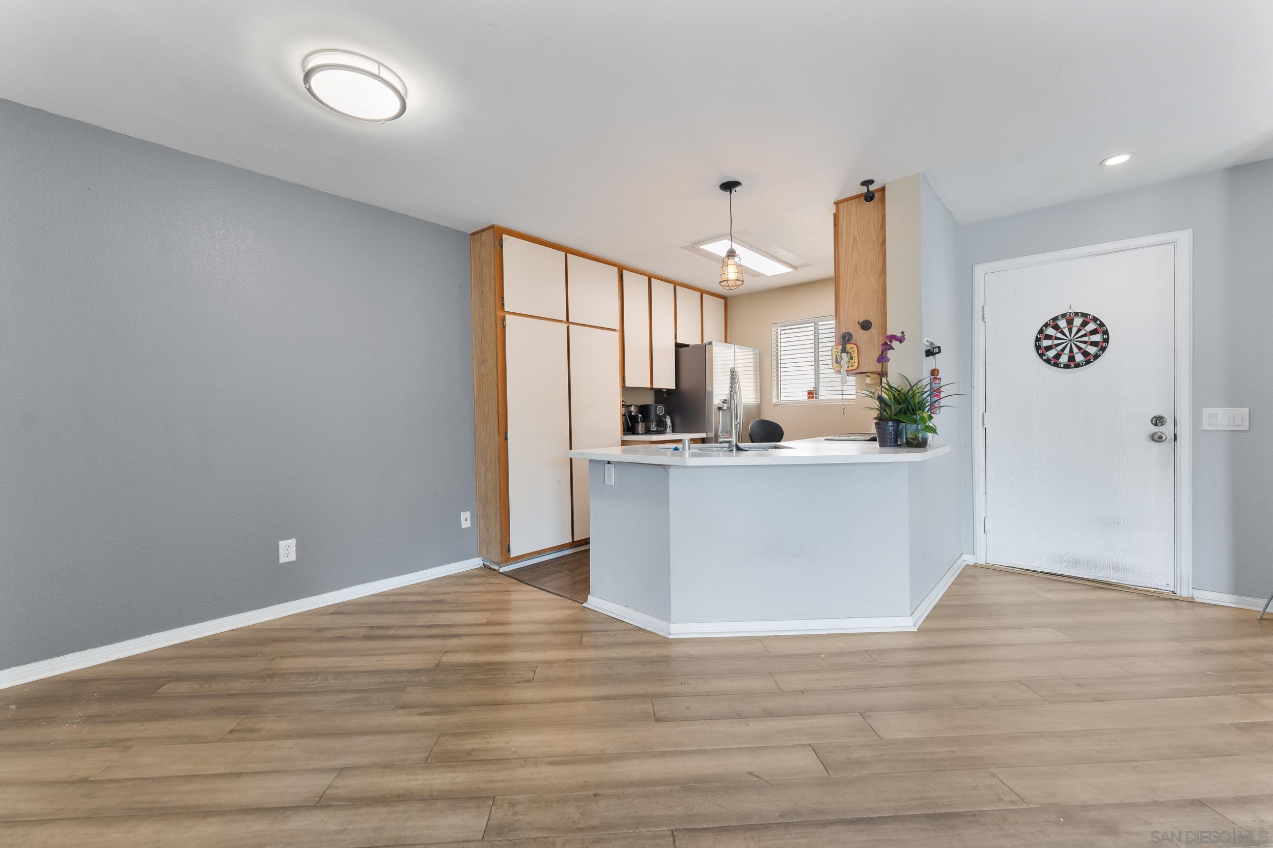 Detail Gallery Image 3 of 24 For 9721  Mesa Springs Way  168, San Diego,  CA 92126 - 2 Beds | 2 Baths