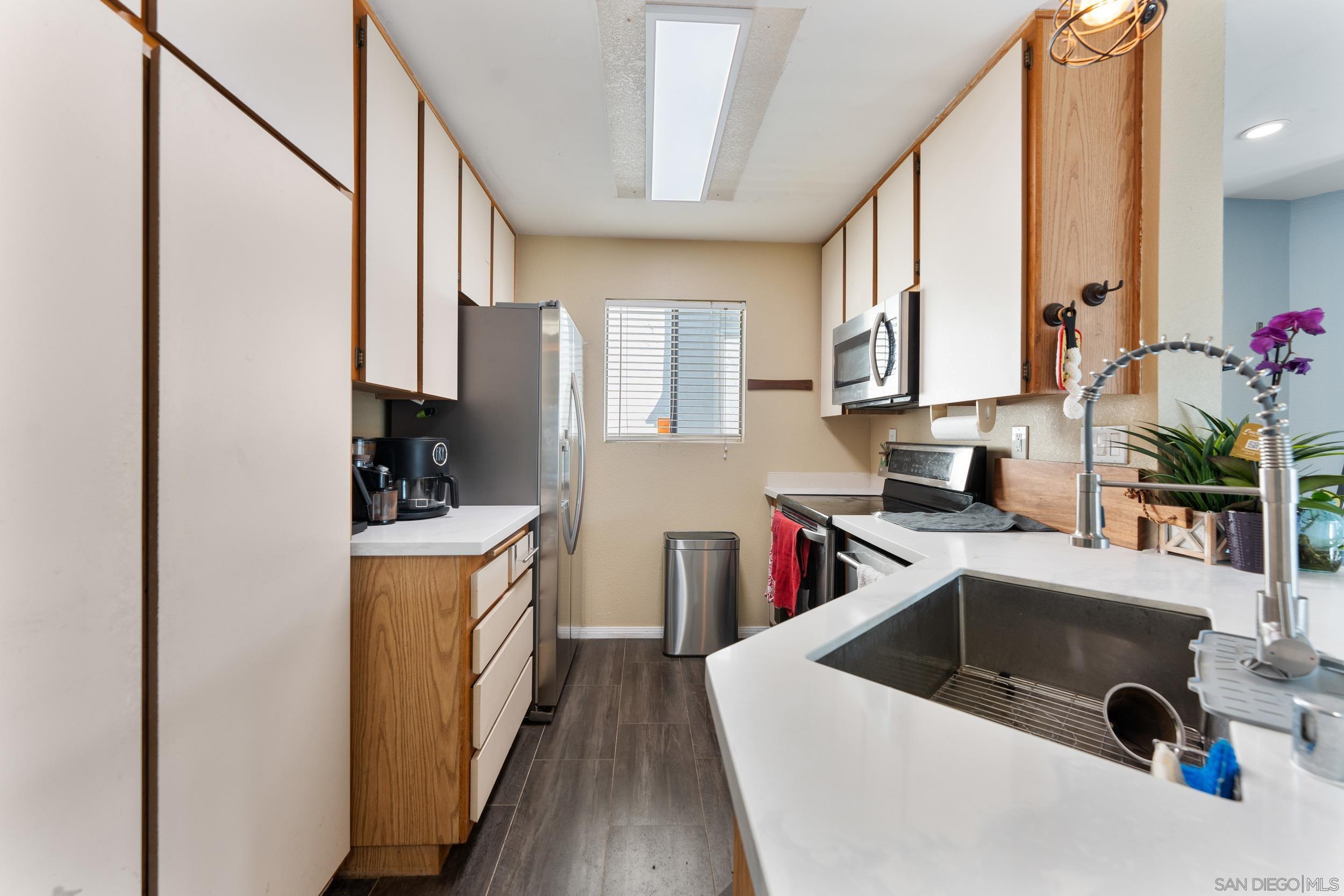 Detail Gallery Image 5 of 24 For 9721  Mesa Springs Way  168, San Diego,  CA 92126 - 2 Beds | 2 Baths