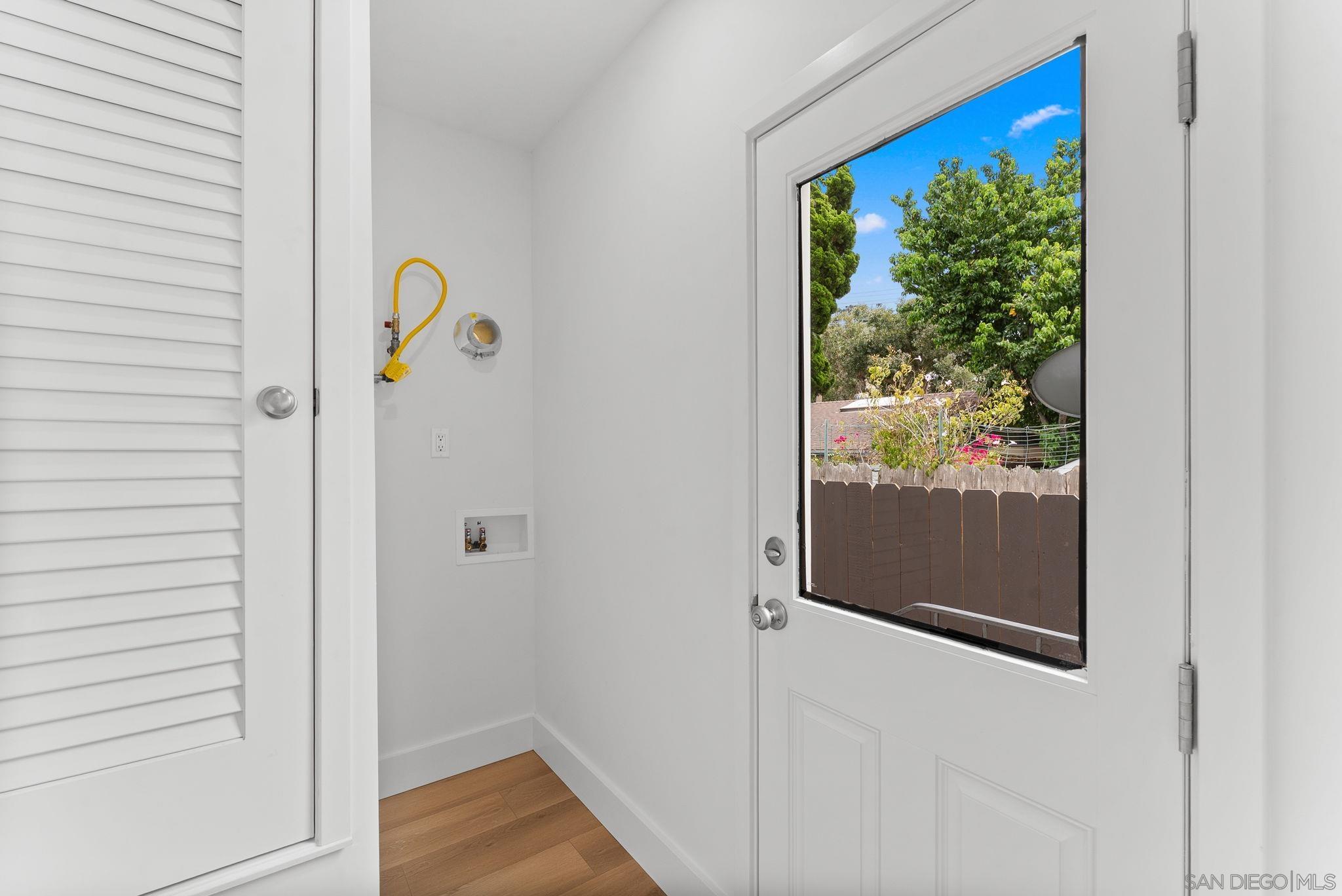 Detail Gallery Image 14 of 33 For 503  Rosemont St, La Jolla,  CA 92037 - 2 Beds | 1 Baths