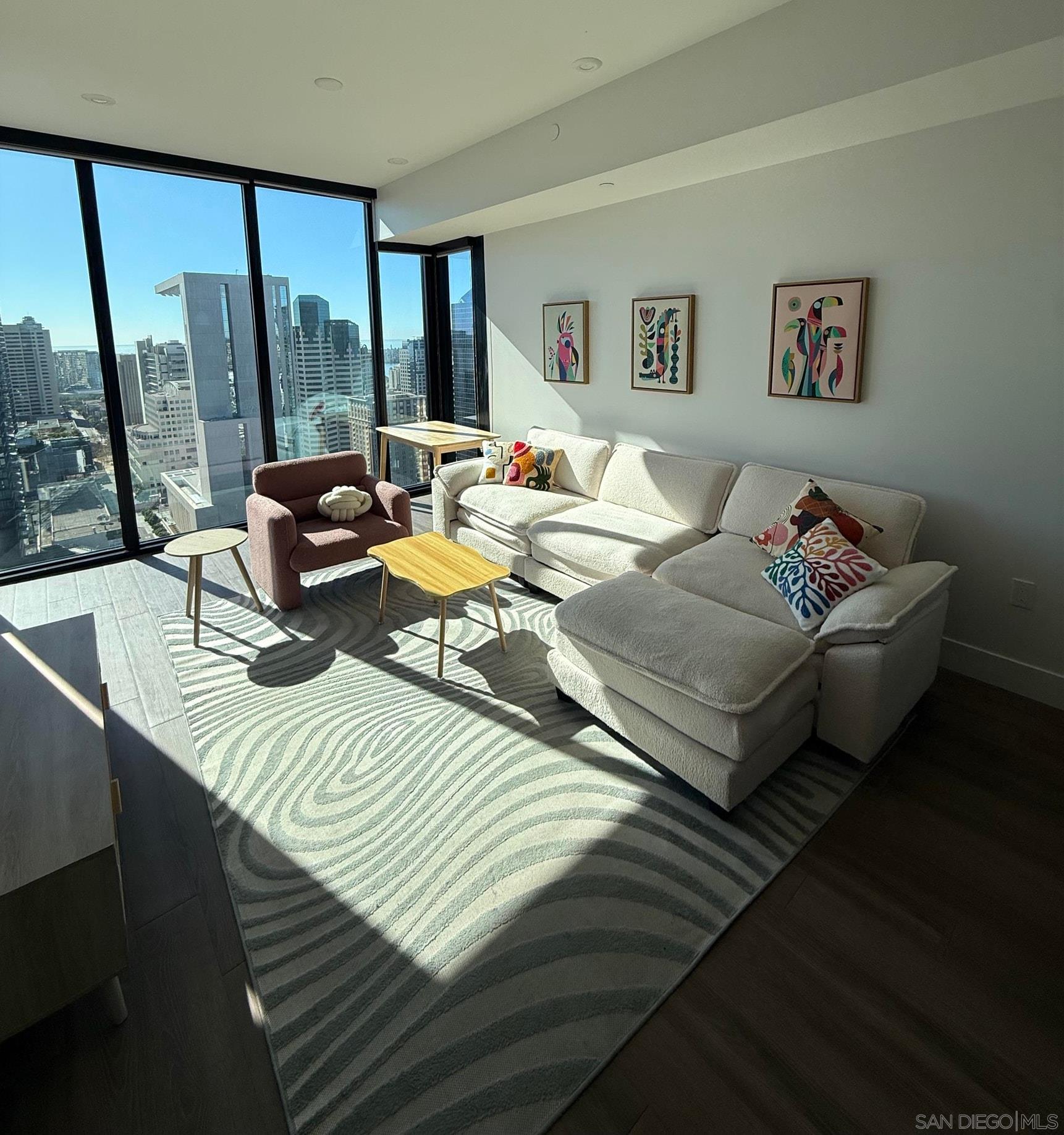 Front Image Thumbnail for SD260001607