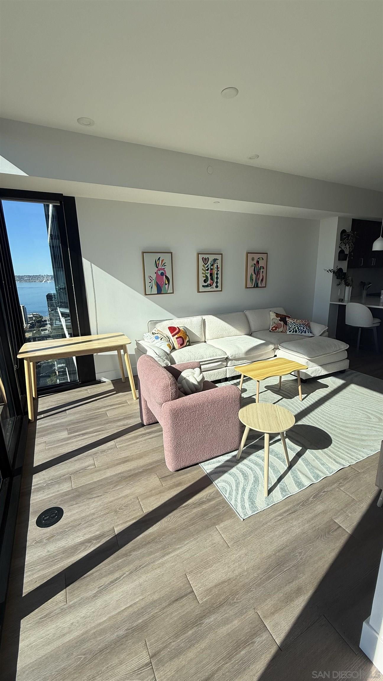 Detail Gallery Image 2 of 20 For 1401  Union St  2804, San Diego,  CA 92101 - 1 Beds | 1 Baths