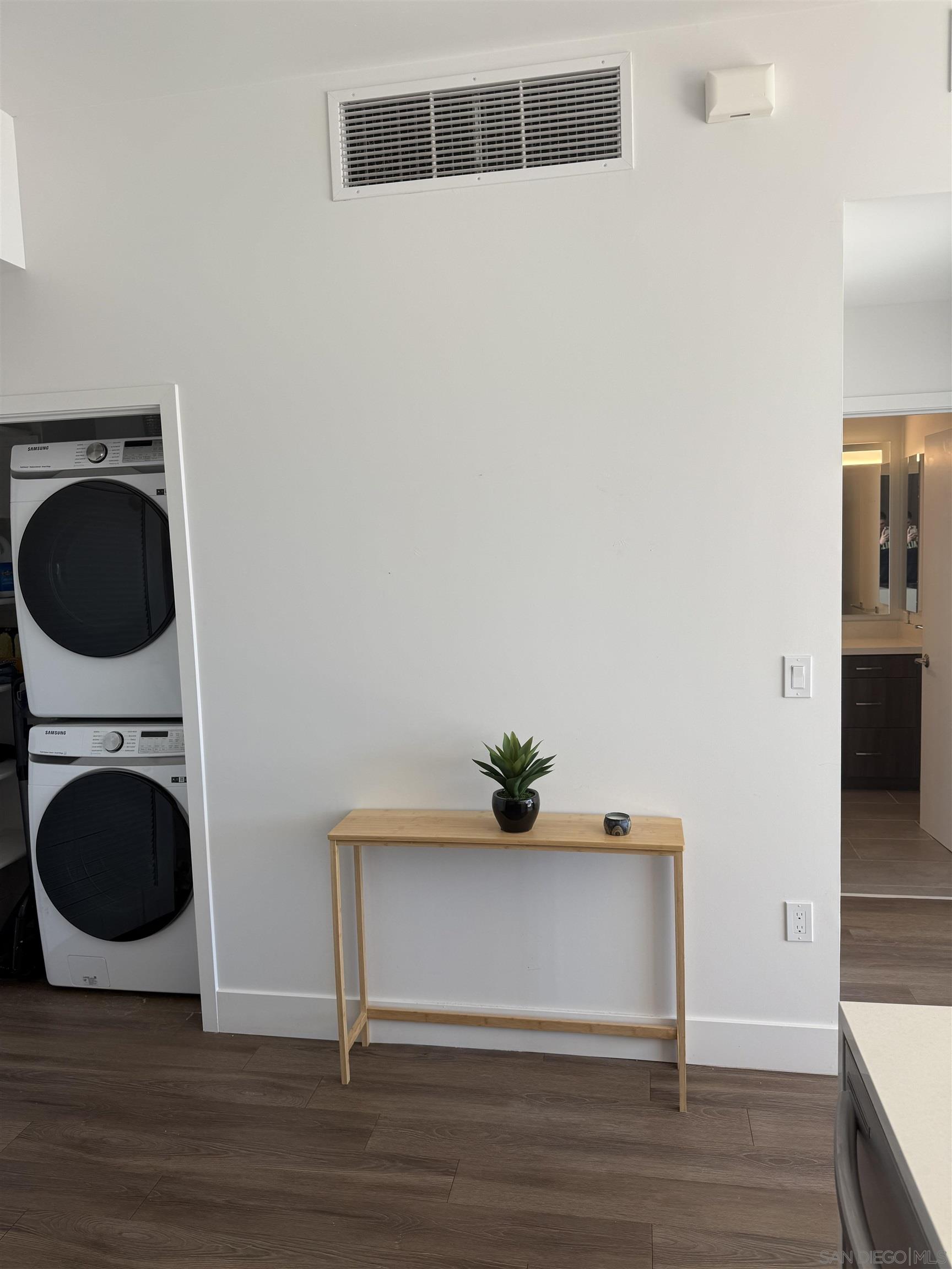 Detail Gallery Image 10 of 20 For 1401  Union St  2804, San Diego,  CA 92101 - 1 Beds | 1 Baths