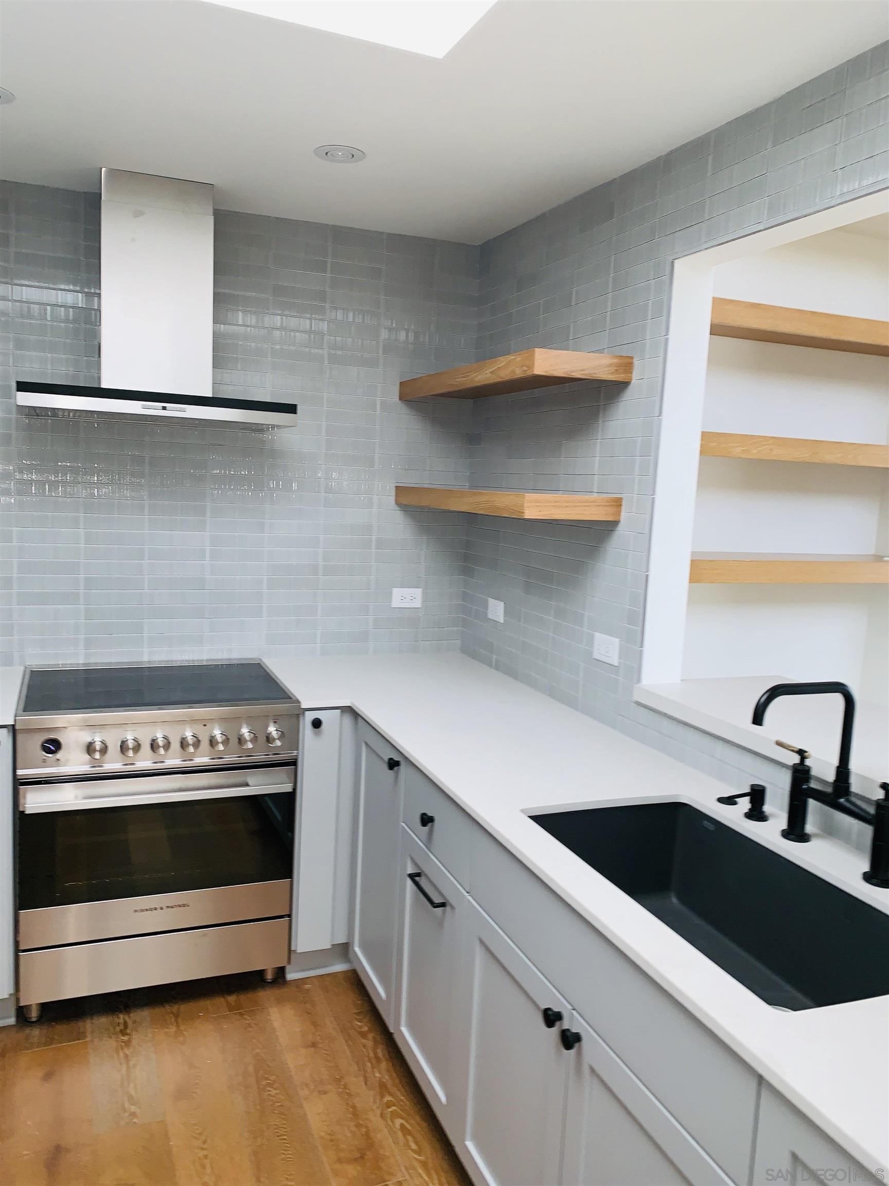 Detail Gallery Image 10 of 28 For 303  Coast Blvd  13, La Jolla,  CA 92037 - 2 Beds | 2 Baths