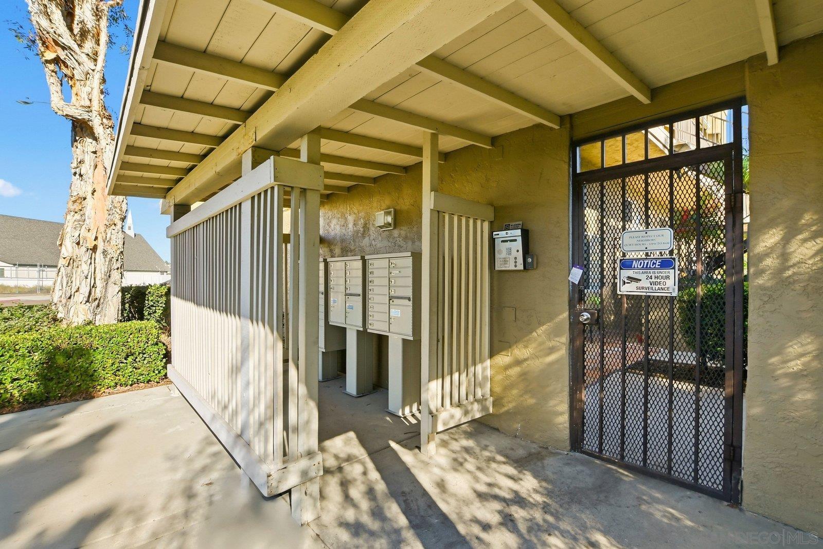 Detail Gallery Image 17 of 19 For 4777  Seminole Dr  #116,  San Diego,  CA 92115 - 2 Beds | 1/1 Baths