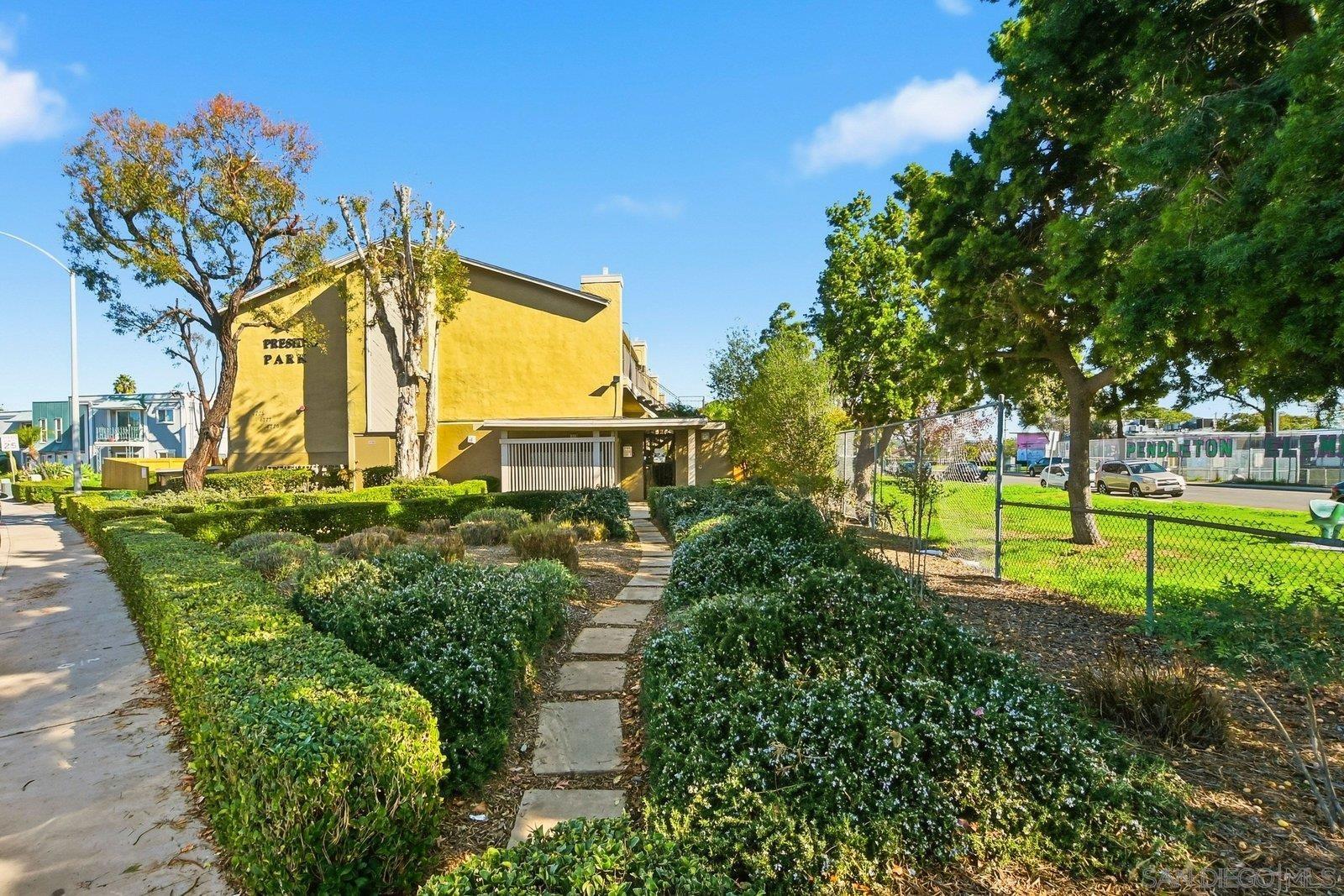 Detail Gallery Image 18 of 19 For 4777  Seminole Dr  #116,  San Diego,  CA 92115 - 2 Beds | 1/1 Baths