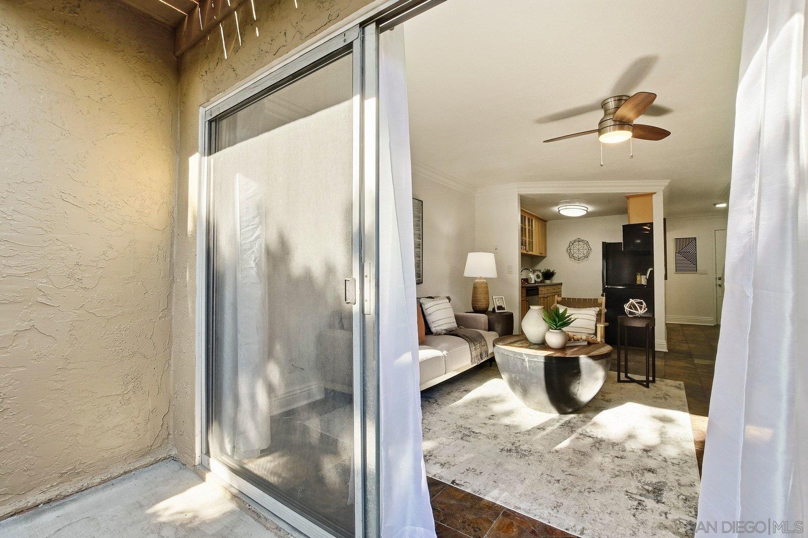 Detail Gallery Image 5 of 19 For 4777  Seminole Dr  #116,  San Diego,  CA 92115 - 2 Beds | 1/1 Baths