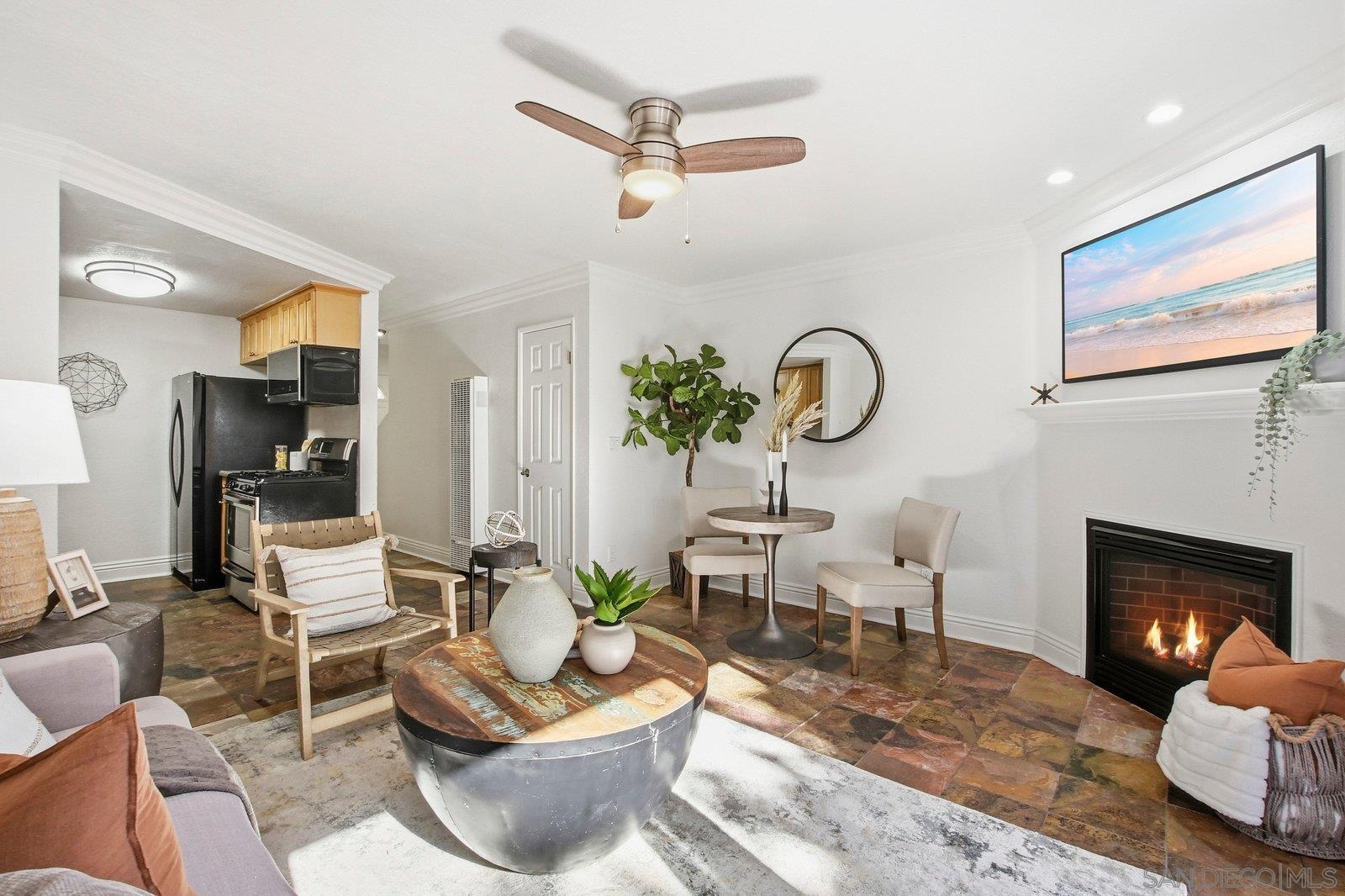 Detail Gallery Image 6 of 19 For 4777  Seminole Dr  #116,  San Diego,  CA 92115 - 2 Beds | 1/1 Baths