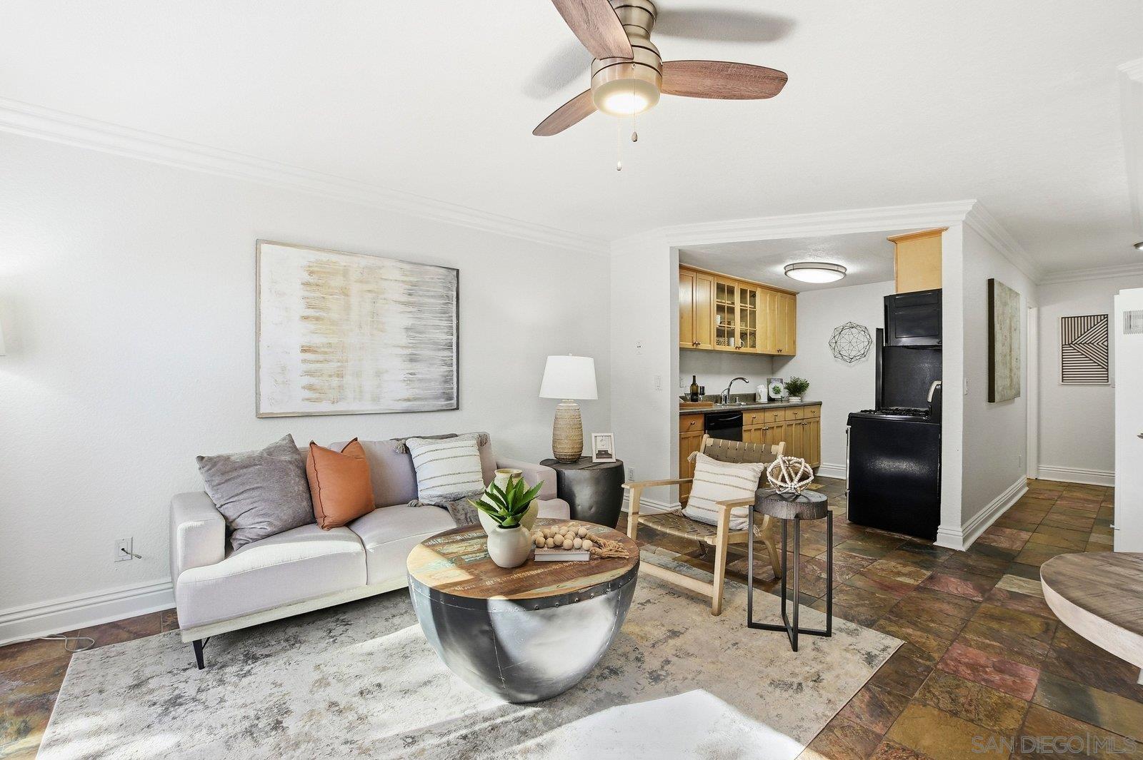 Detail Gallery Image 7 of 19 For 4777  Seminole Dr  #116,  San Diego,  CA 92115 - 2 Beds | 1/1 Baths