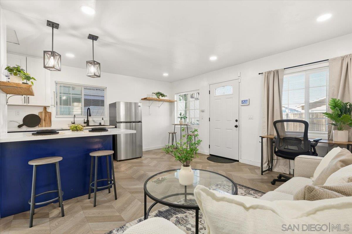 Detail Gallery Image 9 of 14 For 1628  C Ave, National City,  CA 91950 - 1 Beds | 1 Baths