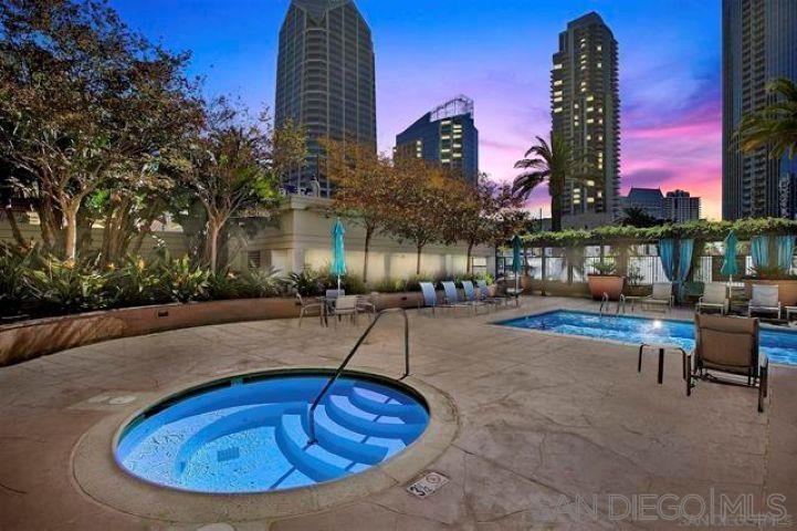 Detail Gallery Image 16 of 20 For 1199  Pacific Hwy  #1805,  San Diego,  CA 92101 - 3 Beds | 2 Baths