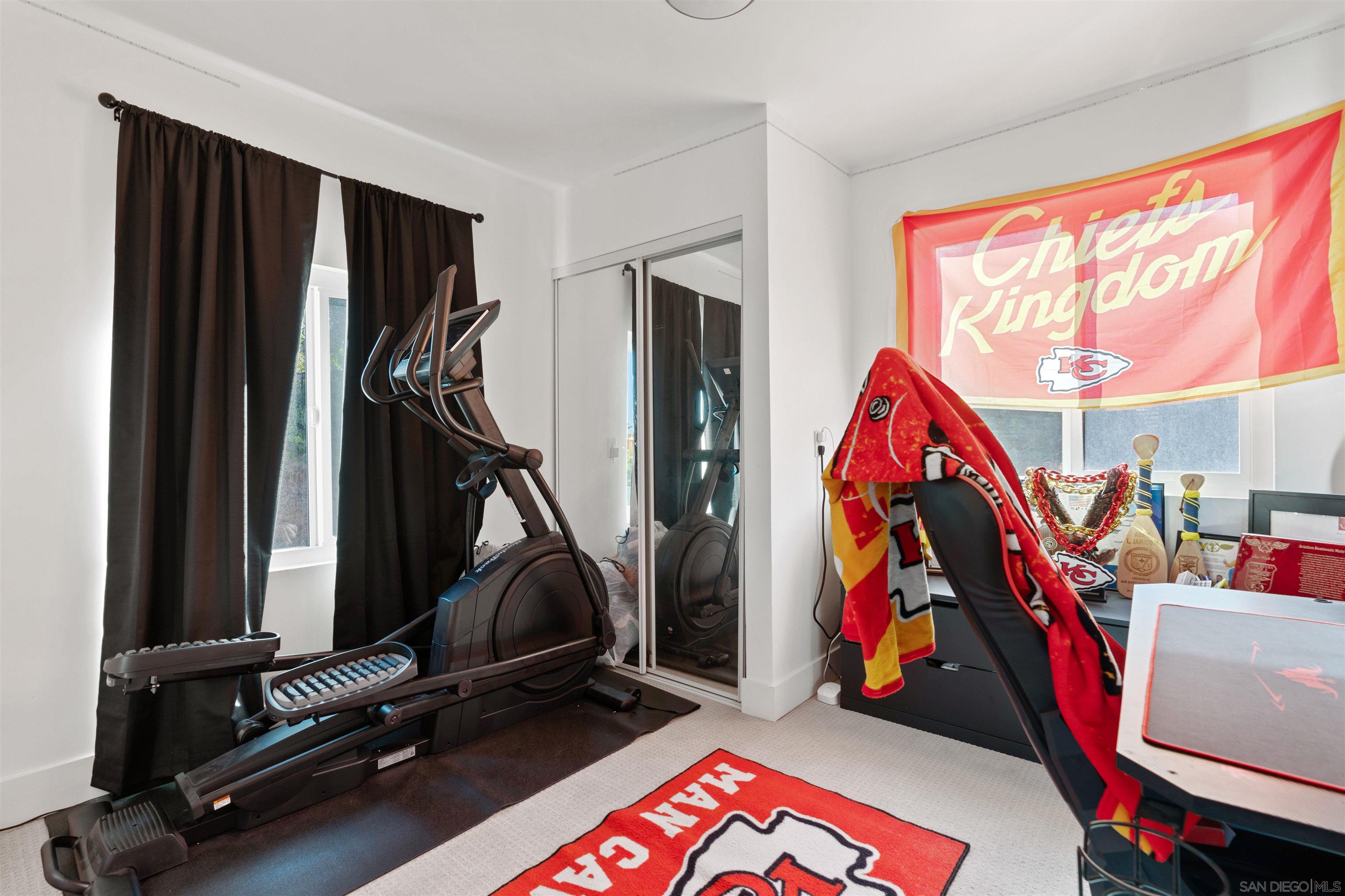 Detail Gallery Image 22 of 24 For 2216  Calle Chanate, San Diego,  CA 92139 - 4 Beds | 3 Baths