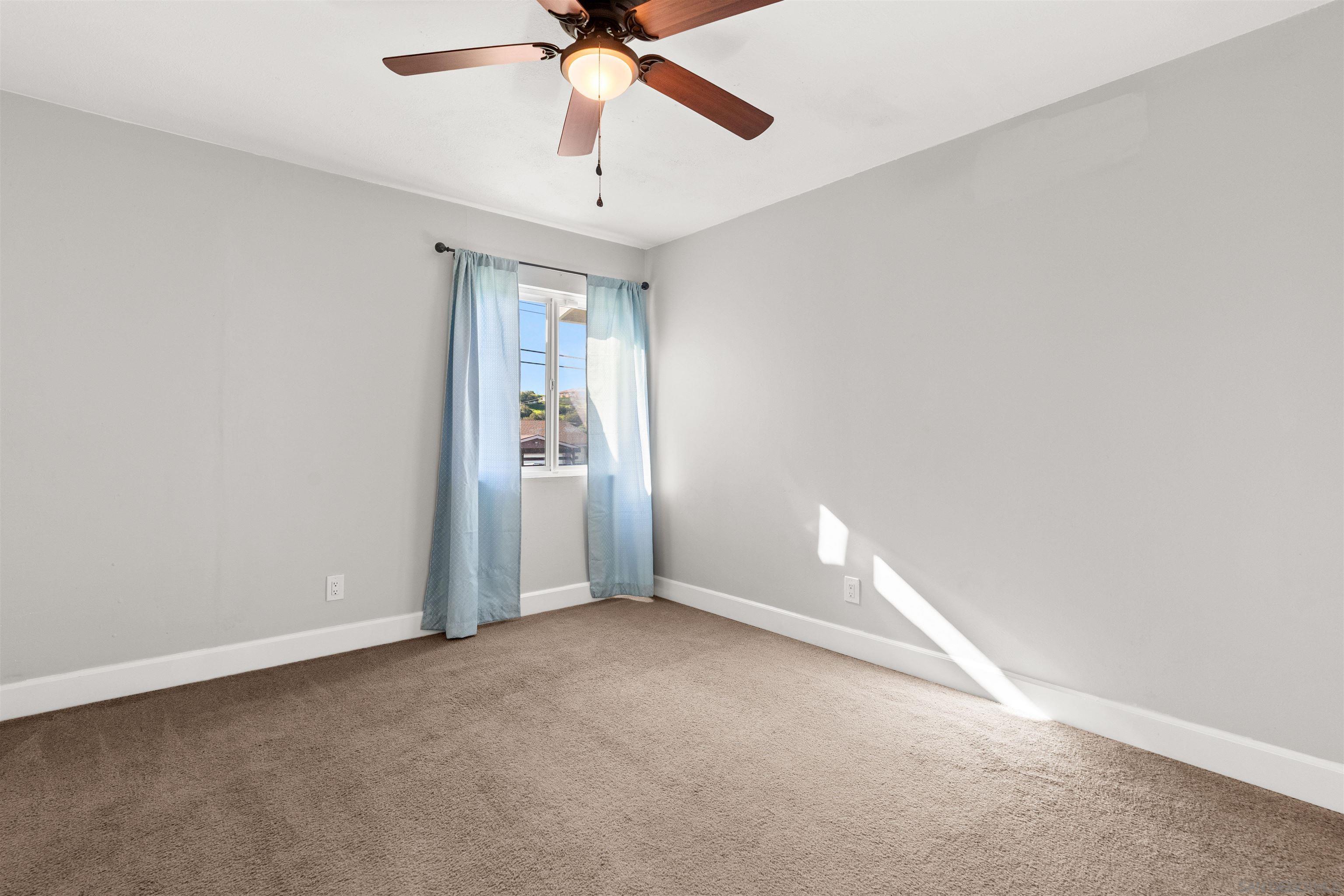 Detail Gallery Image 13 of 30 For 6252  Alderley St, San Diego,  CA 92114 - 3 Beds | 2 Baths