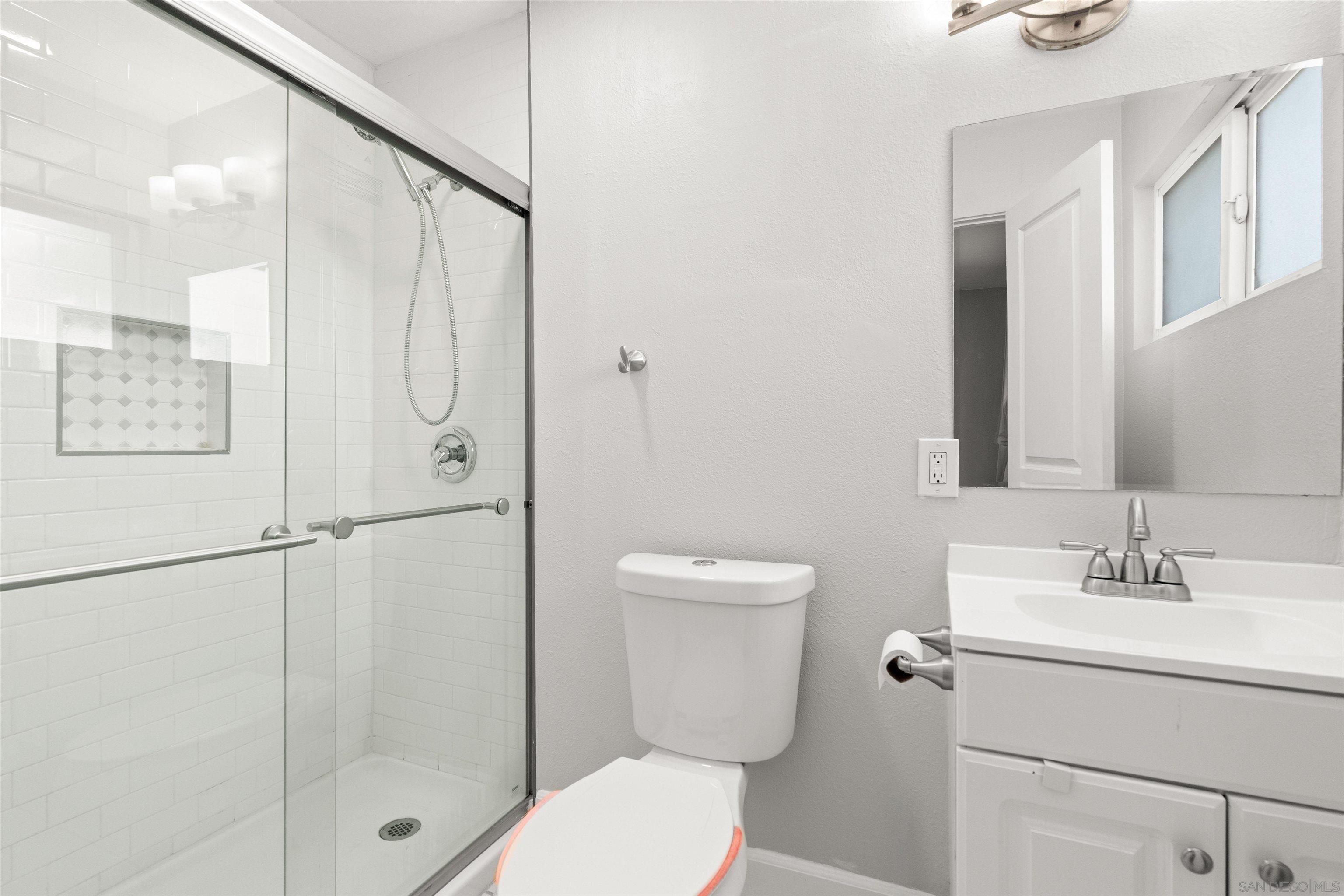 Detail Gallery Image 16 of 30 For 6252  Alderley St, San Diego,  CA 92114 - 3 Beds | 2 Baths