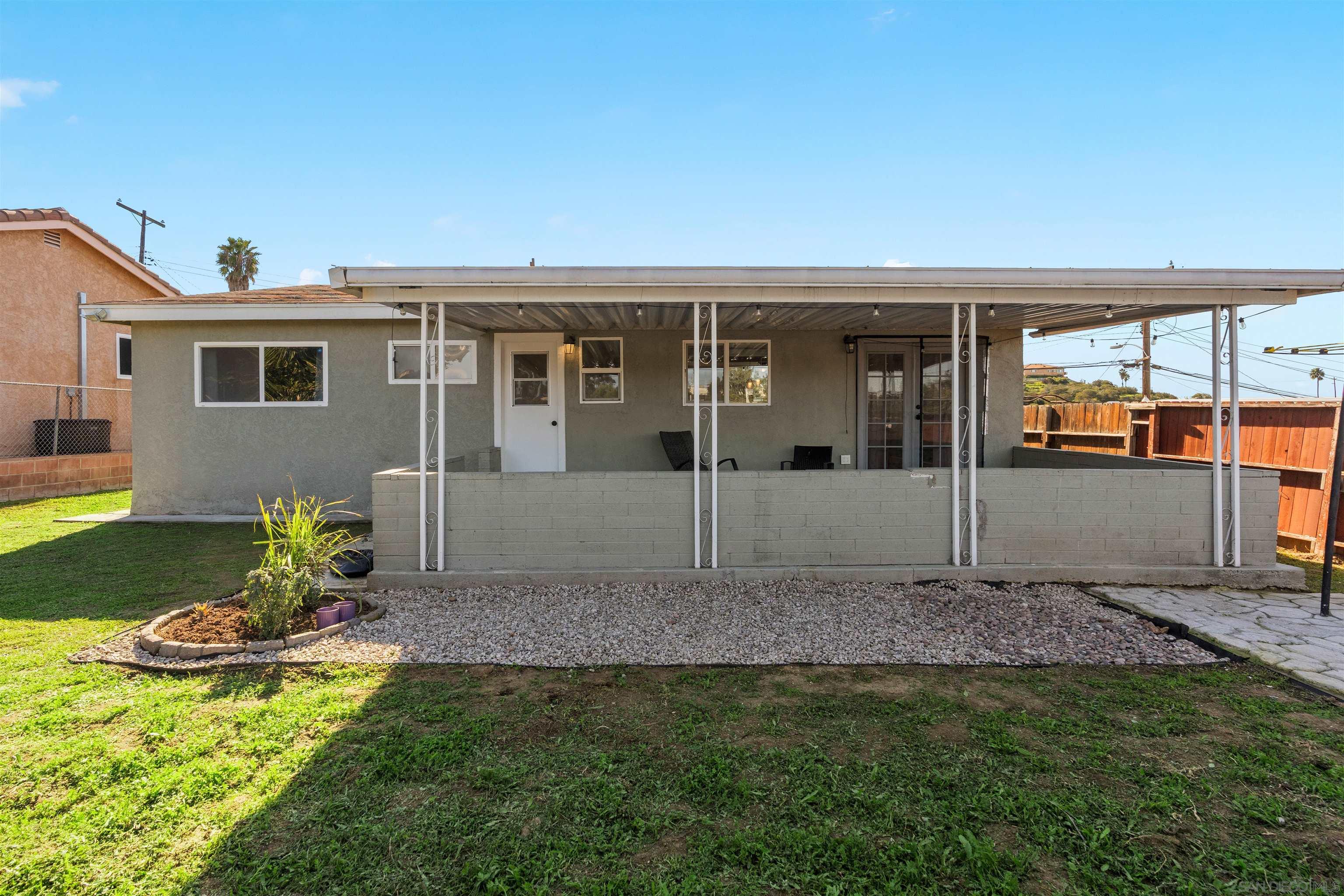 Detail Gallery Image 18 of 30 For 6252  Alderley St, San Diego,  CA 92114 - 3 Beds | 2 Baths