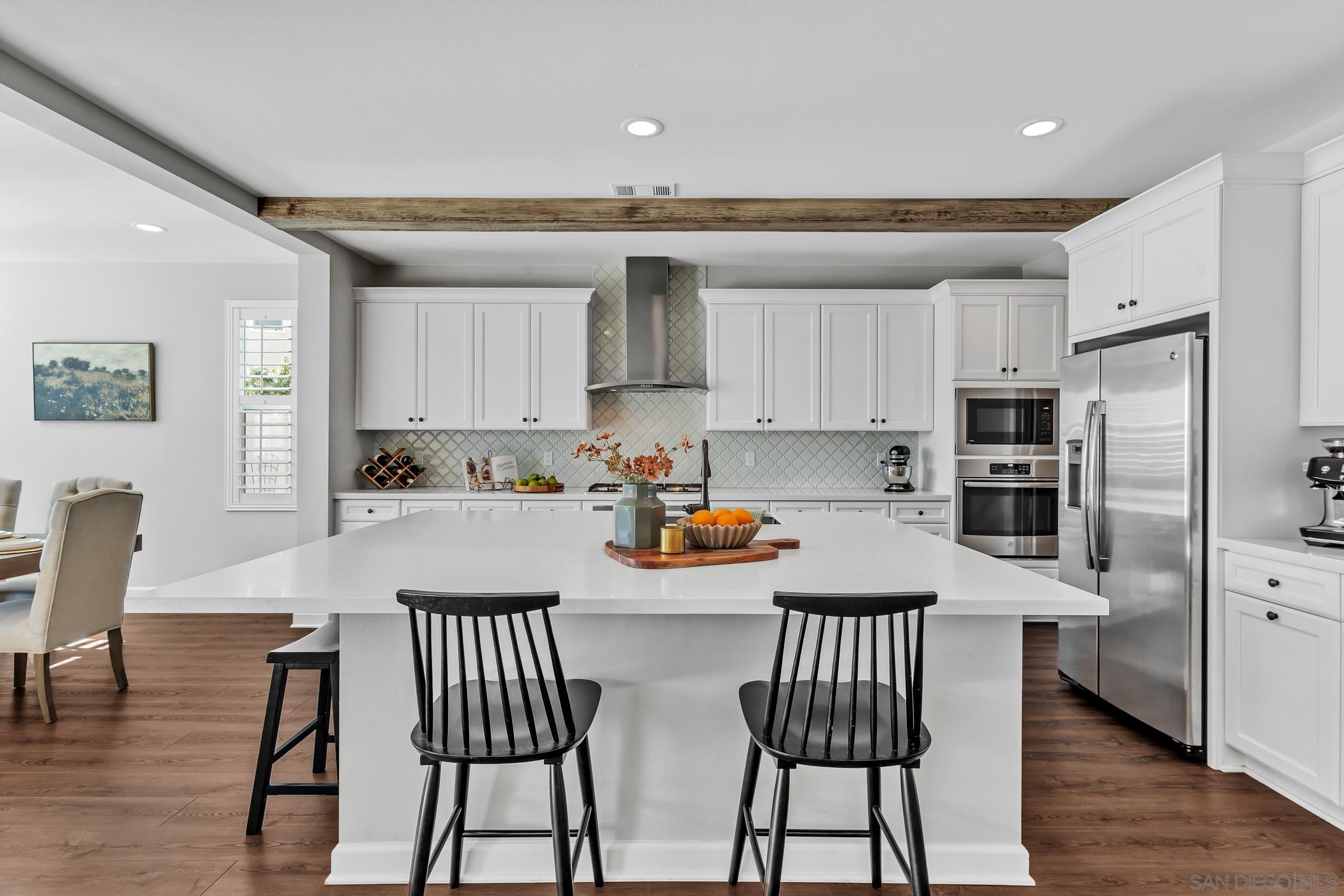 Detail Gallery Image 15 of 65 For 1128  Witherby Ln, Escondido,  CA 92026 - 6 Beds | 3/1 Baths