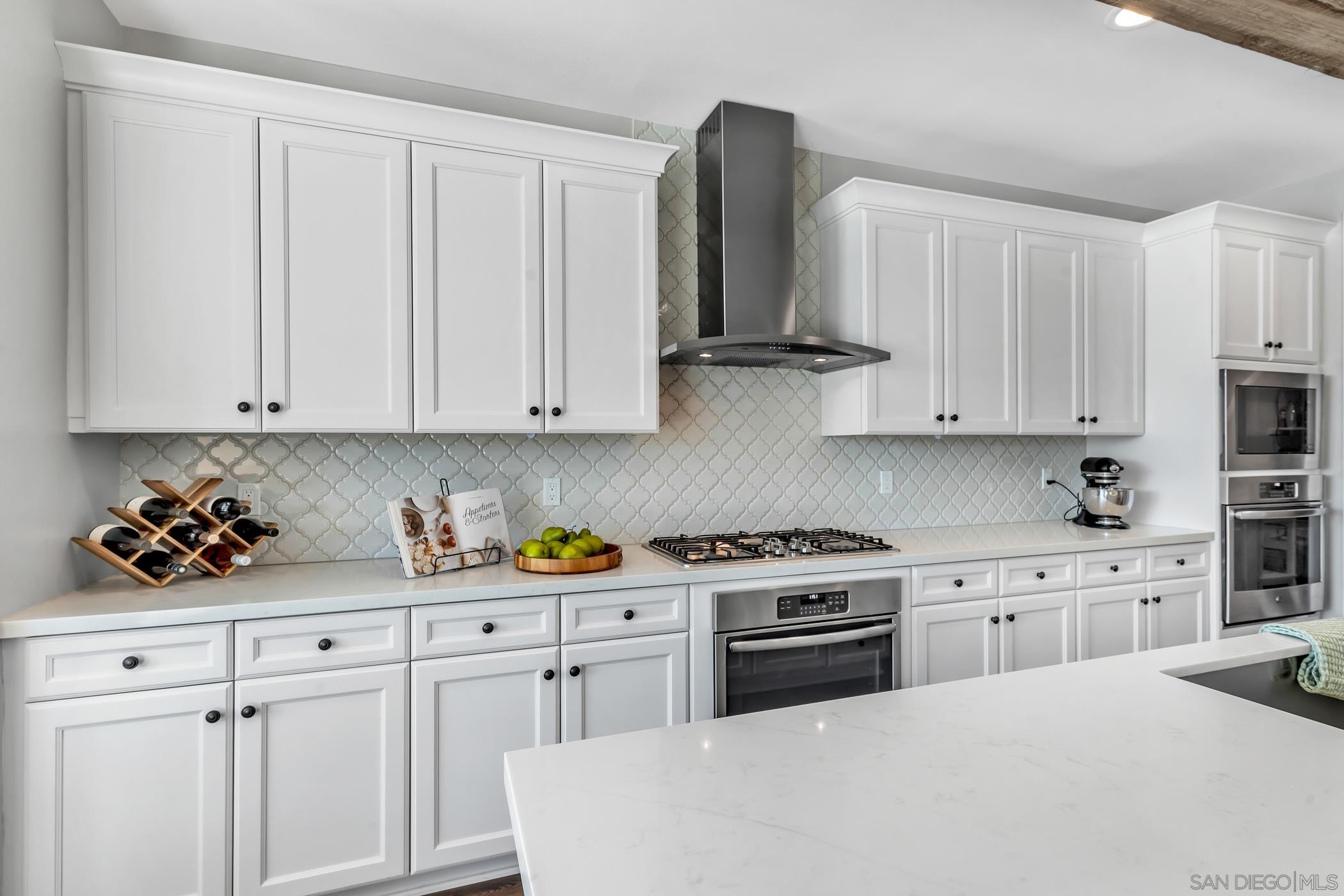 Detail Gallery Image 20 of 65 For 1128  Witherby Ln, Escondido,  CA 92026 - 6 Beds | 3/1 Baths