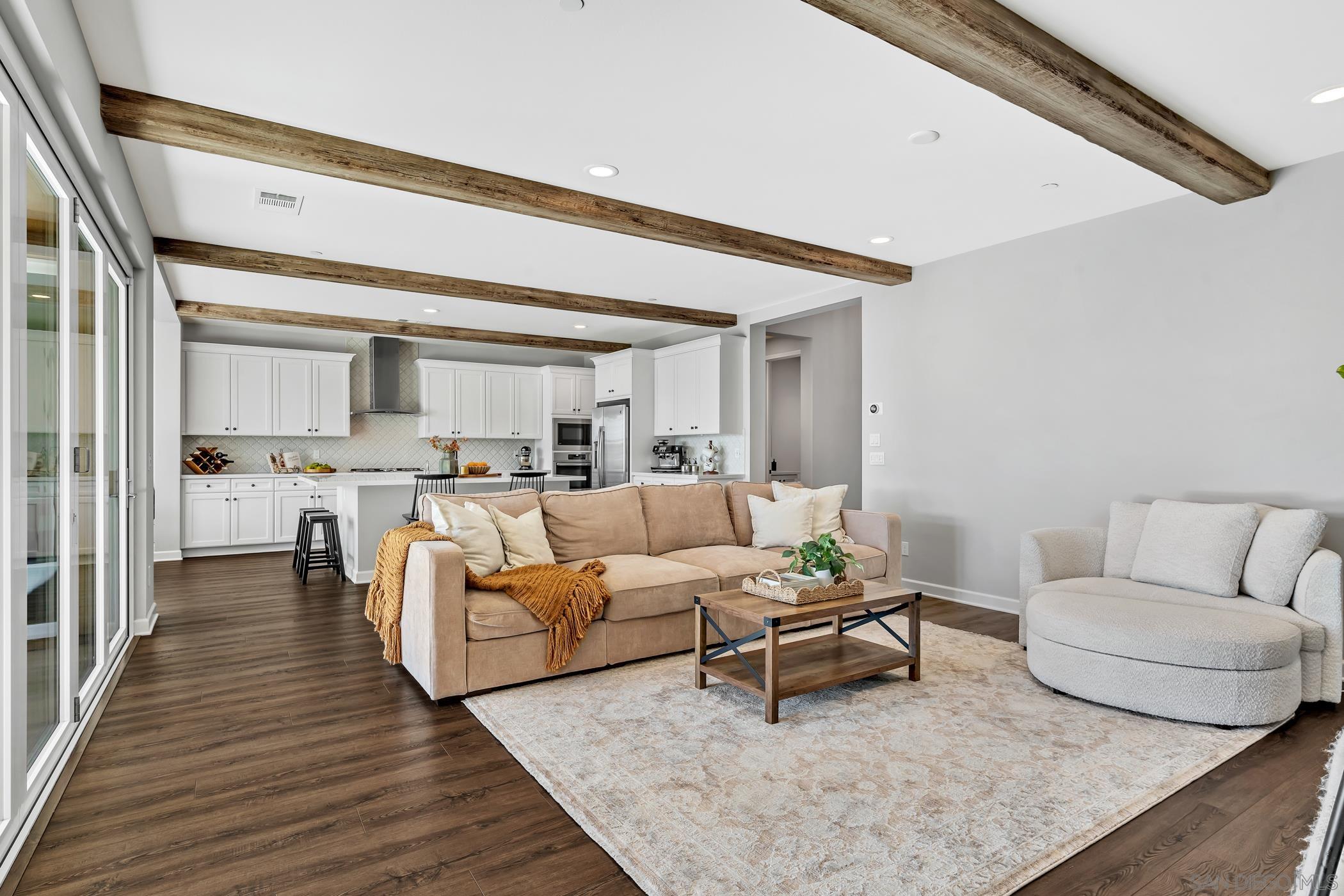 Detail Gallery Image 27 of 65 For 1128  Witherby Ln, Escondido,  CA 92026 - 6 Beds | 3/1 Baths