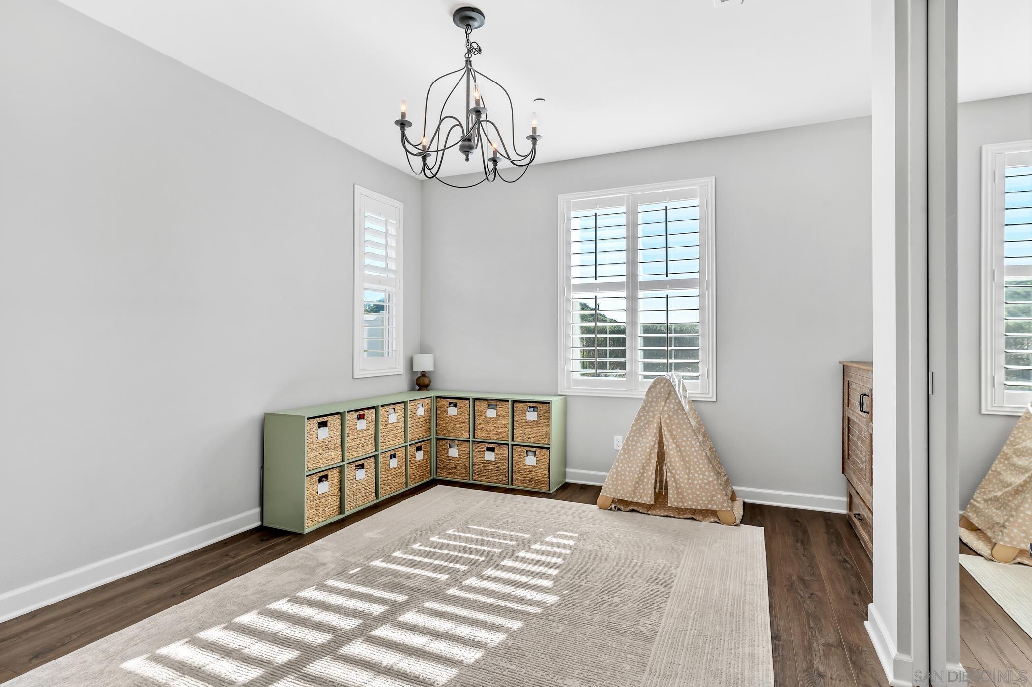 Detail Gallery Image 29 of 65 For 1128  Witherby Ln, Escondido,  CA 92026 - 6 Beds | 3/1 Baths