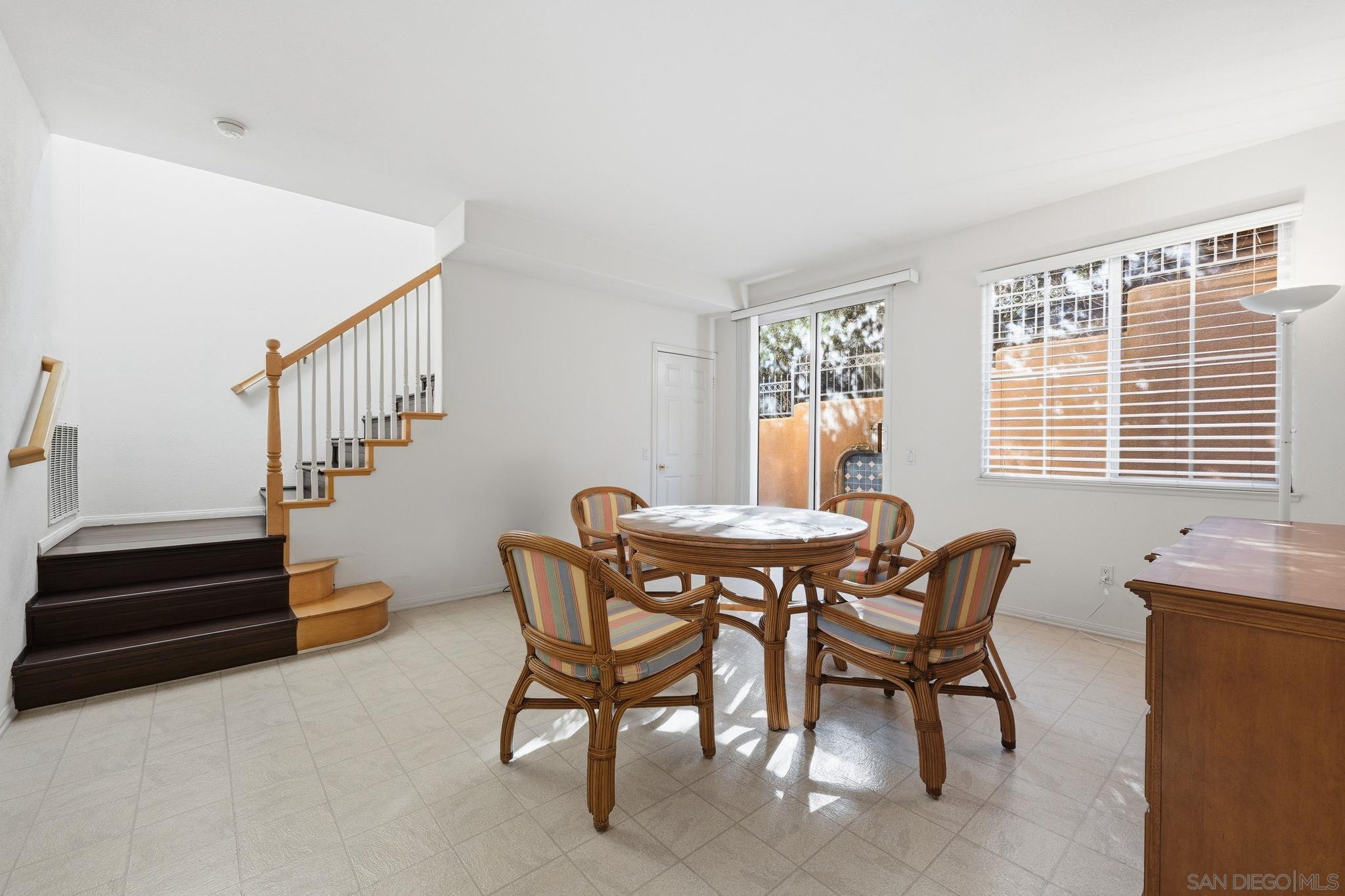 Detail Gallery Image 24 of 30 For Gilman Ct, La Jolla,  CA 92037 - 5 Beds | 3/1 Baths