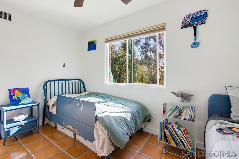 Detail Gallery Image 18 of 36 For 6475  Canyon Vista Ct, San Diego,  CA 92111 - 4 Beds | 2 Baths