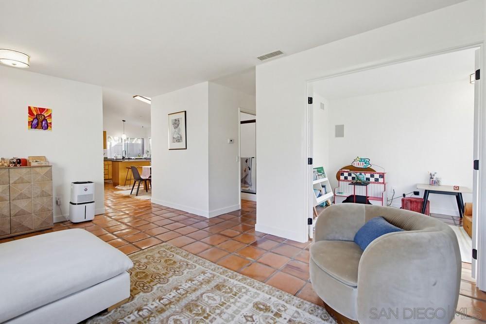 Detail Gallery Image 6 of 36 For 6475  Canyon Vista Ct, San Diego,  CA 92111 - 4 Beds | 2 Baths