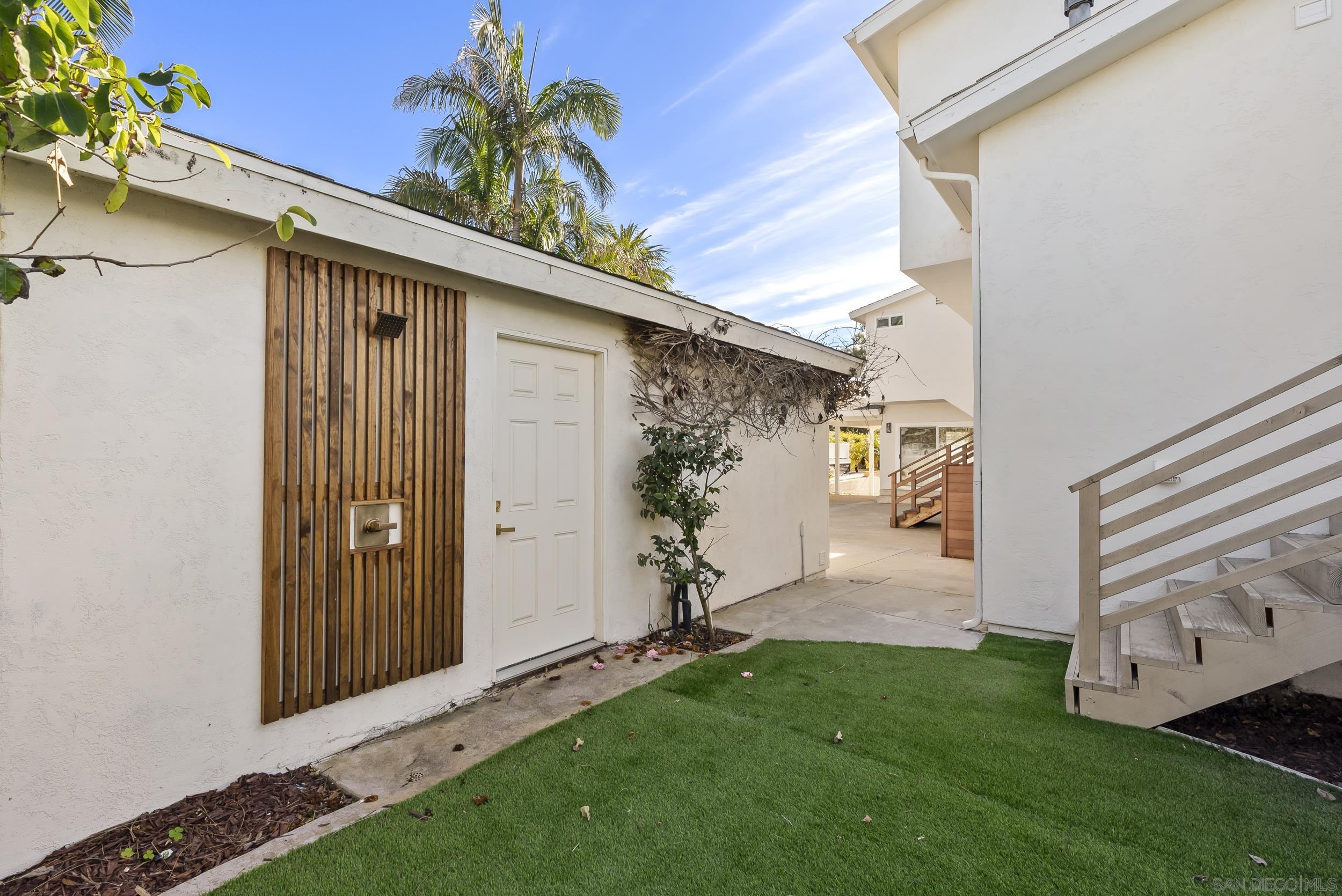 Detail Gallery Image 37 of 39 For 4328  Piedmont Dr, San Diego,  CA 92107 - 5 Beds | 3/1 Baths