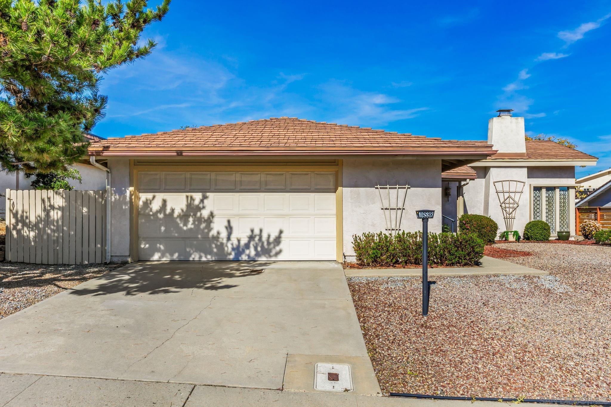 Detail Gallery Image 22 of 43 For 16598  Casero Rd, San Diego,  CA 92128 - 2 Beds | 2 Baths