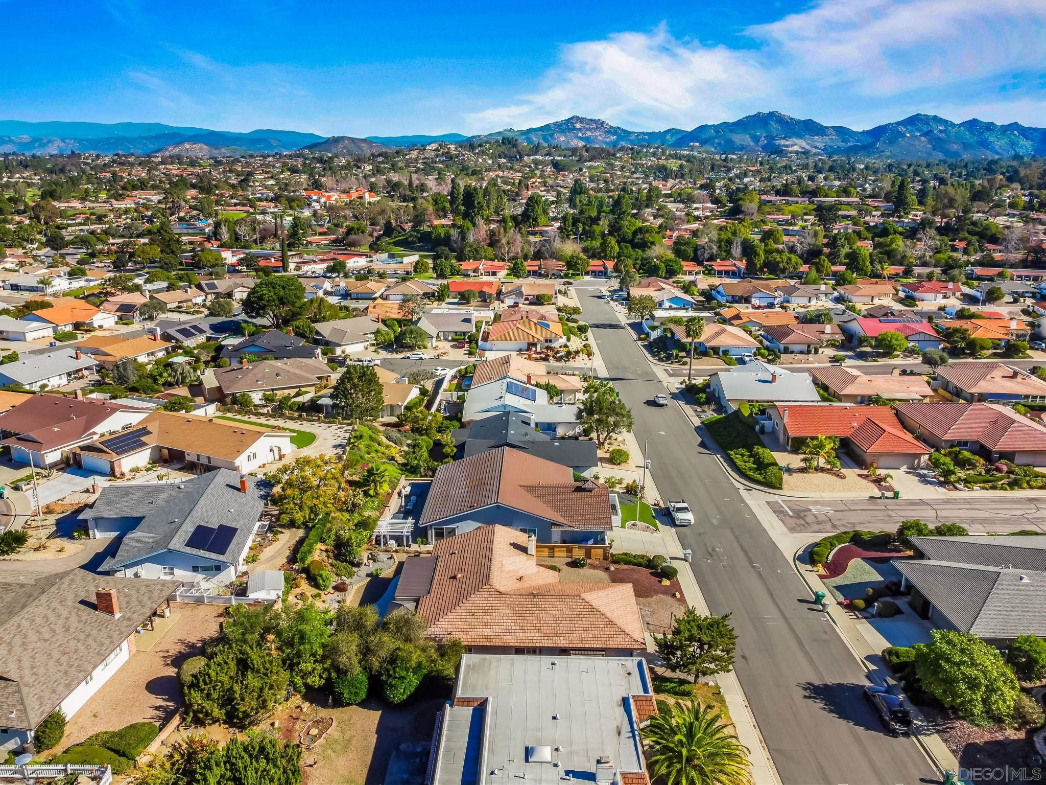 Detail Gallery Image 29 of 43 For 16598  Casero Rd, San Diego,  CA 92128 - 2 Beds | 2 Baths