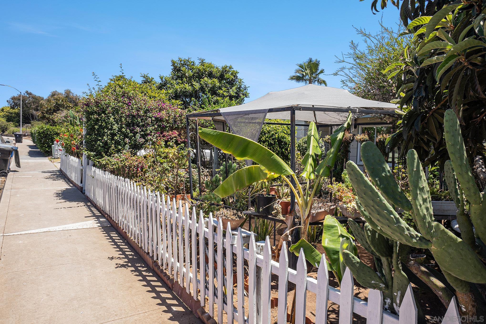 Detail Gallery Image 25 of 56 For 74  E St E, Chula Vista,  CA 91910 - 3 Beds | 2 Baths