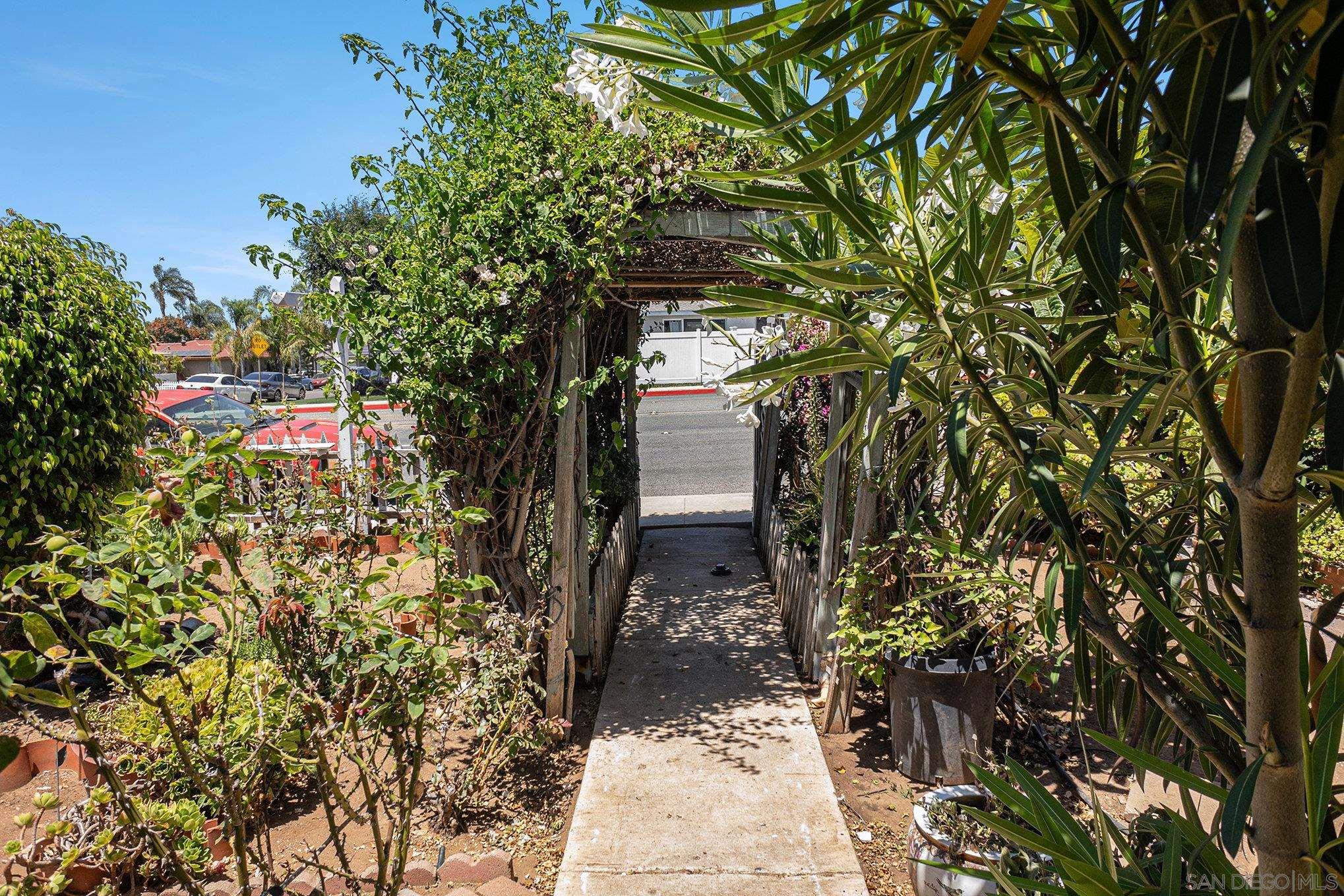 Detail Gallery Image 28 of 56 For 74  E St E, Chula Vista,  CA 91910 - 3 Beds | 2 Baths