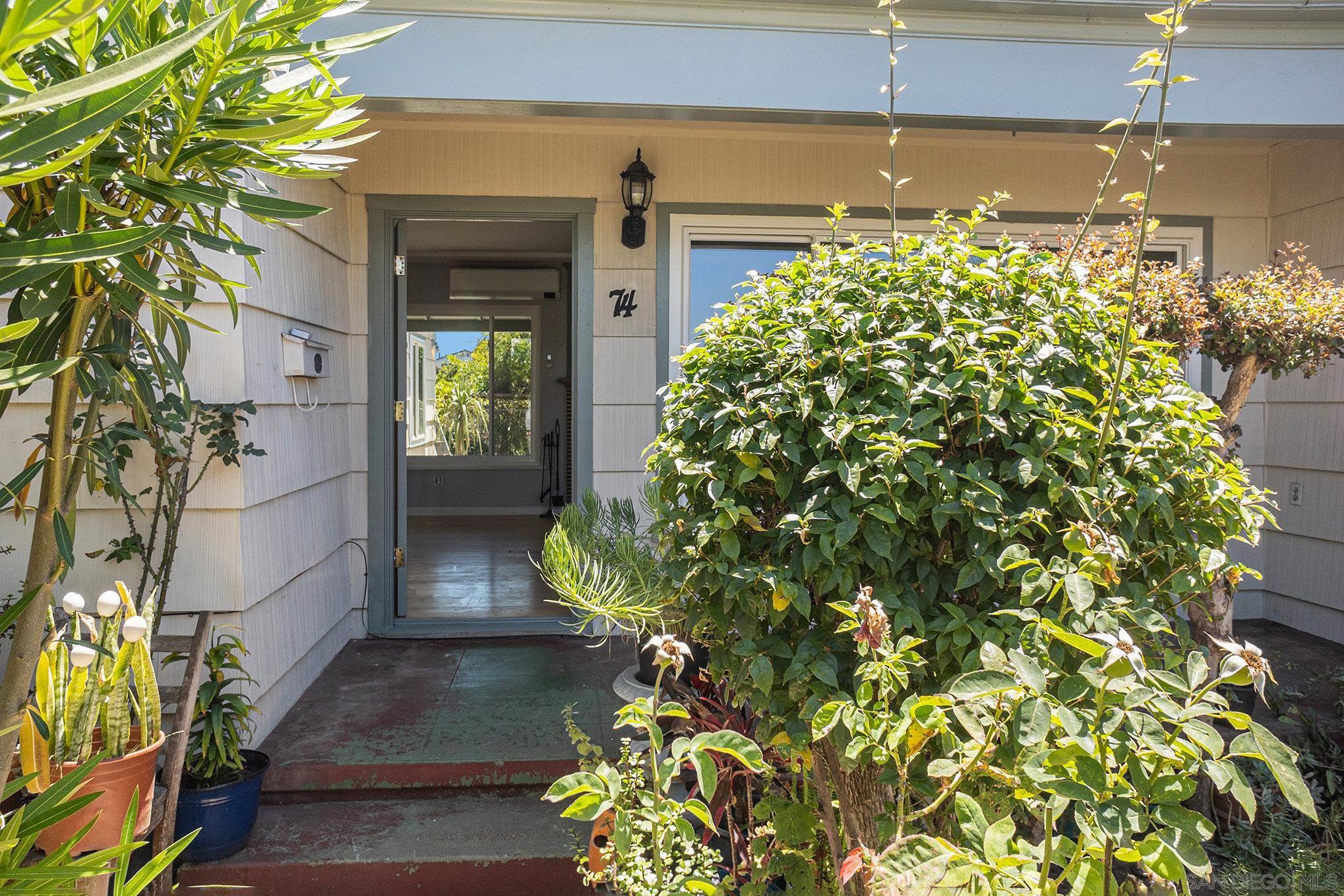 Detail Gallery Image 5 of 56 For 74  E St E, Chula Vista,  CA 91910 - 3 Beds | 2 Baths