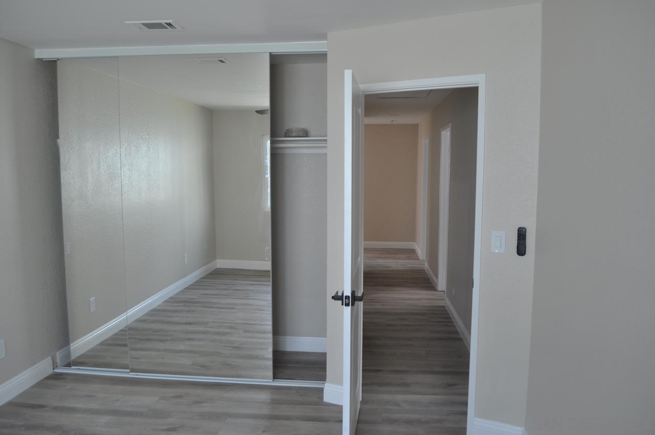 Detail Gallery Image 12 of 26 For 4121  Conrad Drive, Spring Valley,  CA 91977 - 5 Beds | 3 Baths