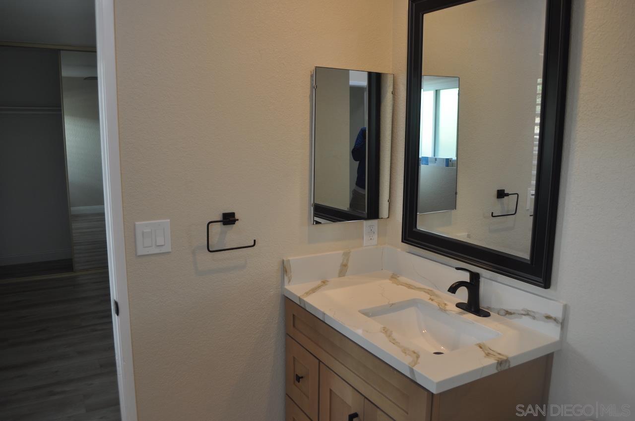 Detail Gallery Image 15 of 26 For 4121  Conrad Drive, Spring Valley,  CA 91977 - 5 Beds | 3 Baths