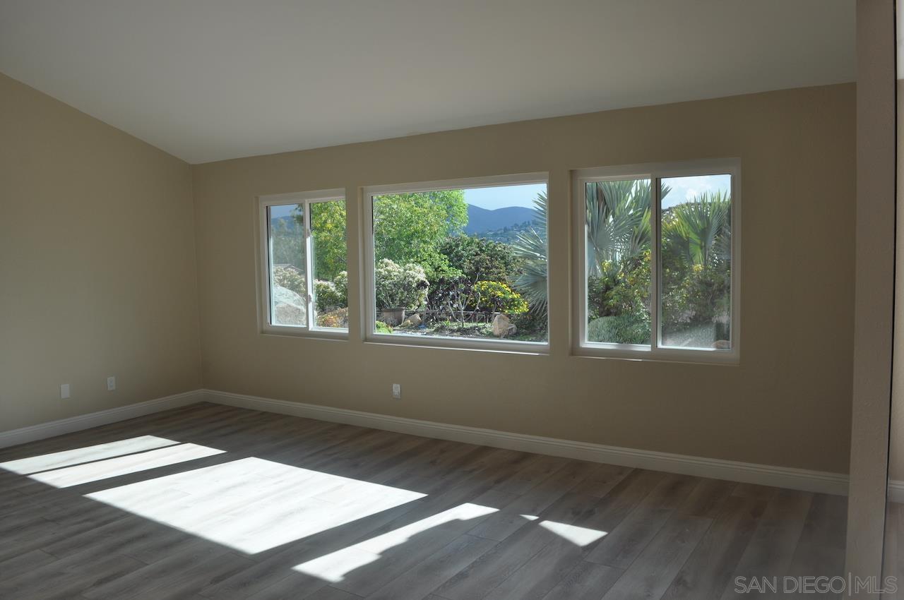 Detail Gallery Image 18 of 26 For 4121  Conrad Drive, Spring Valley,  CA 91977 - 5 Beds | 3 Baths