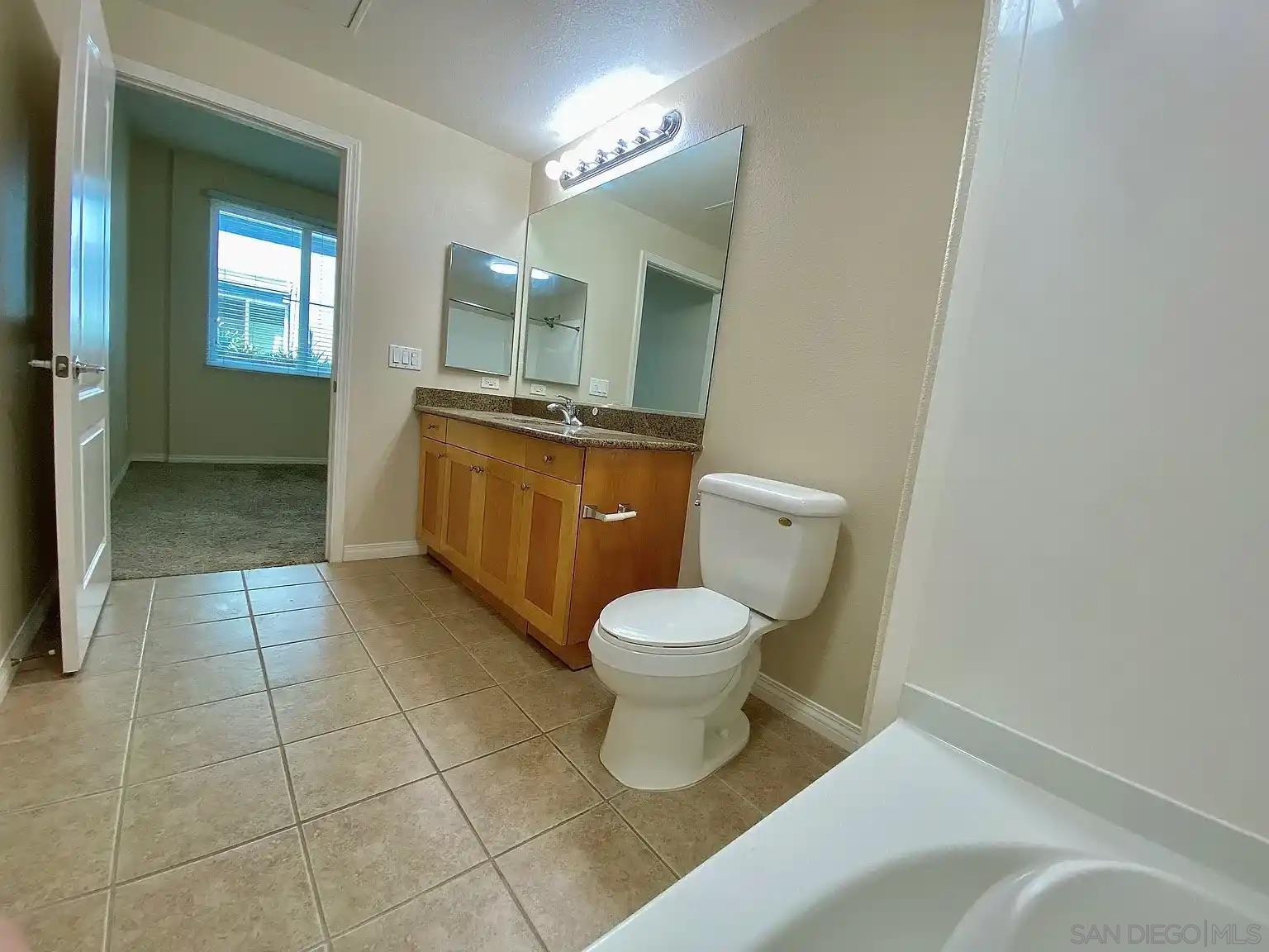 Detail Gallery Image 38 of 43 For 3950  Ohio St  202, San Diego,  CA 92104 - 3 Beds | 2 Baths