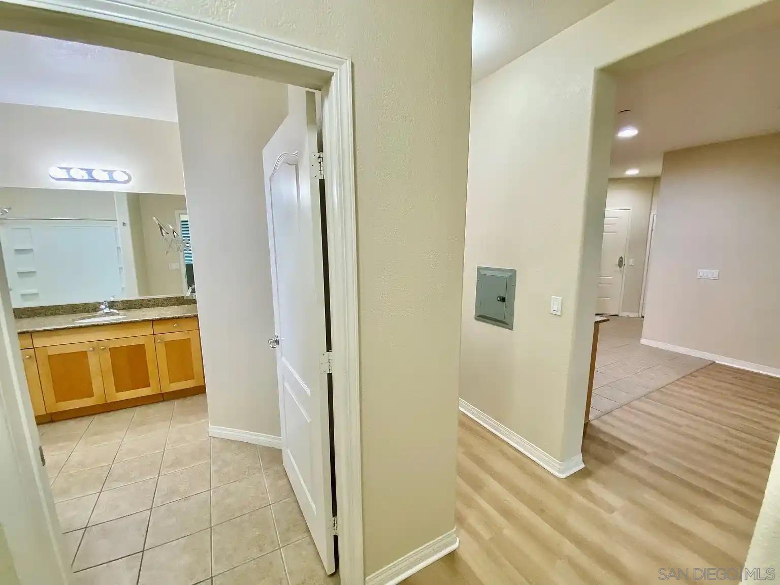 Detail Gallery Image 41 of 43 For 3950  Ohio St  202, San Diego,  CA 92104 - 3 Beds | 2 Baths
