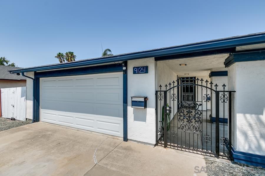 Detail Gallery Image 3 of 17 For 9124  Maranda Dr, Santee,  CA 92071 - 3 Beds | 2 Baths