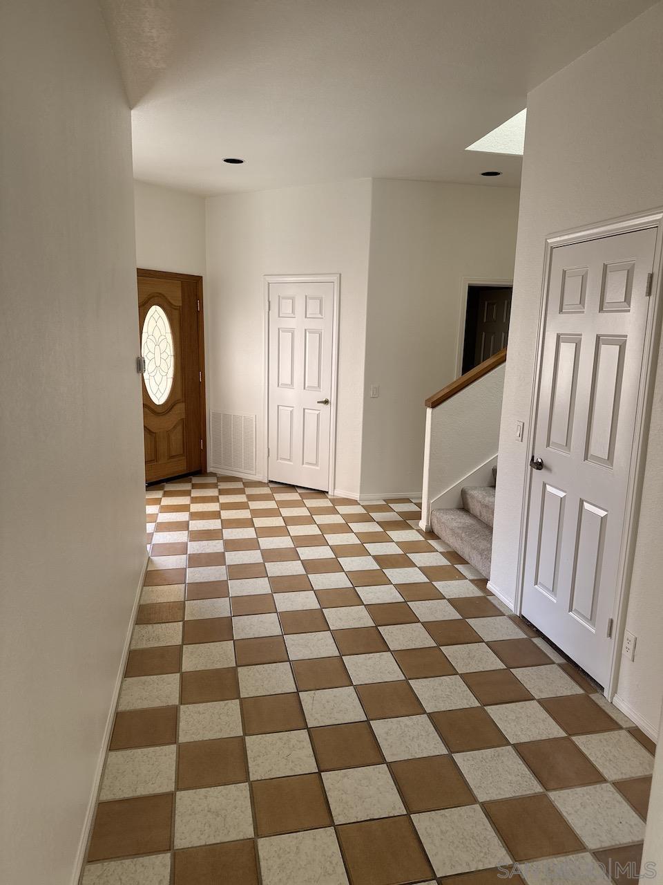 Detail Gallery Image 4 of 35 For 12159  Caminito Corriente, San Diego,  CA 92128 - 4 Beds | 2/1 Baths